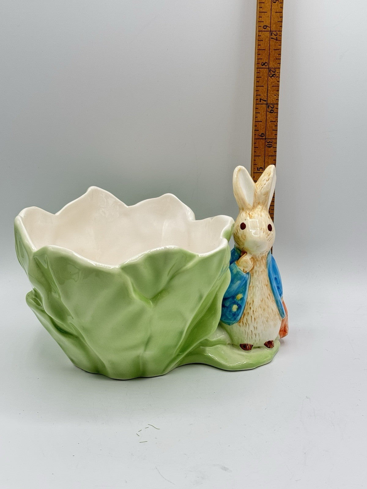 VINTAGE Teleflora 1998 Peter Rabbit Beatrix Potter Green Cabbage Planter Dish