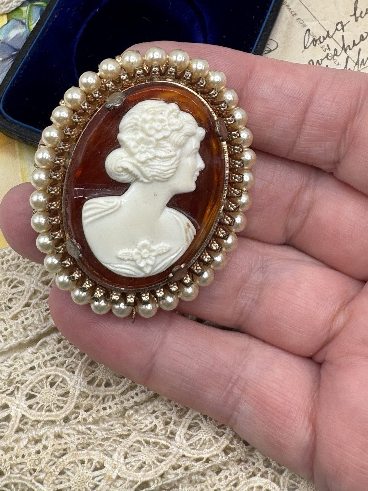 Vintage ANTIQUE STYLE Lucite Cameo Brooch Faux Pearls Goldtone
