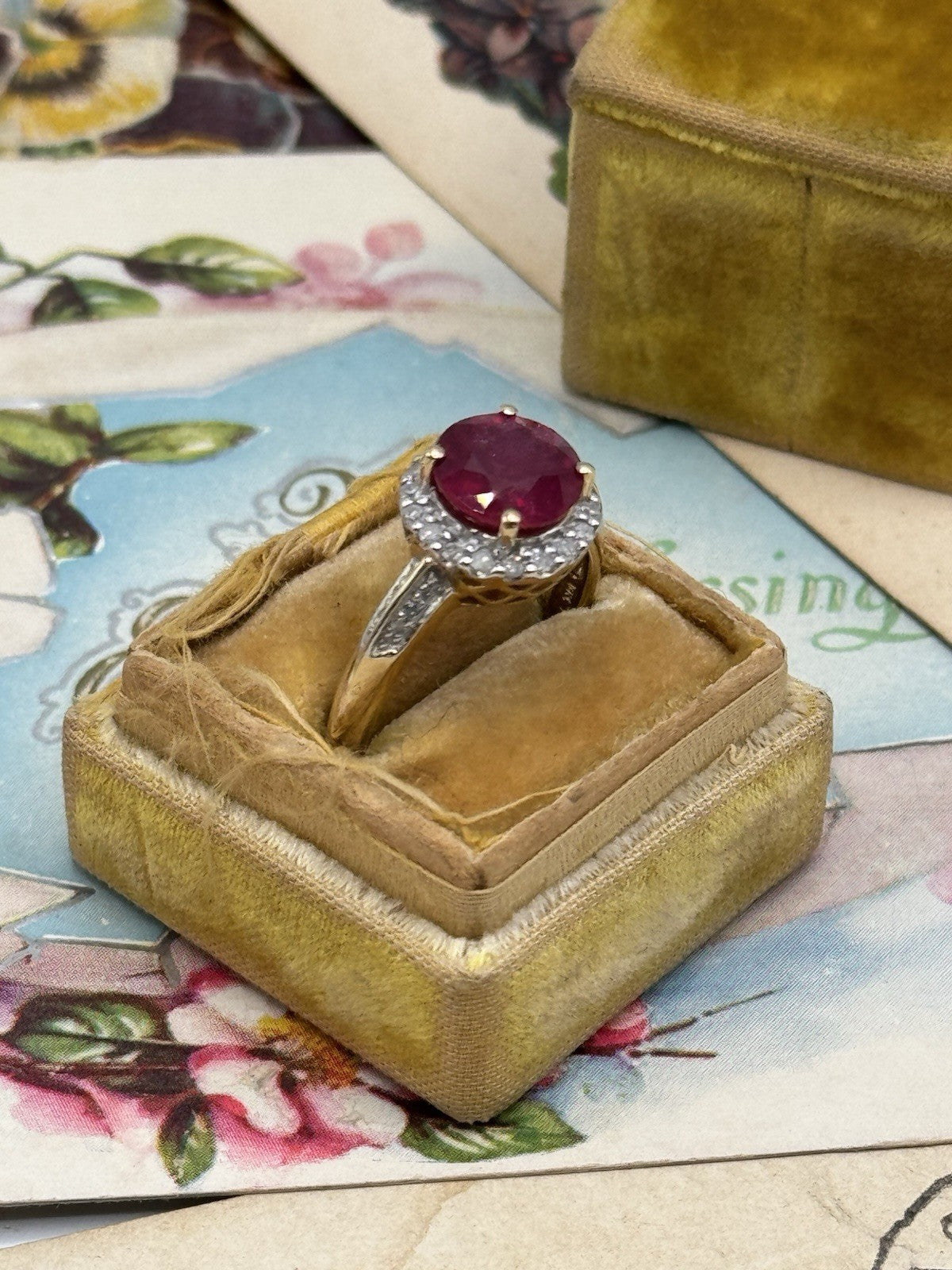 10k GOLD Signed THL Ring Red Center Stone SIZE 6.5