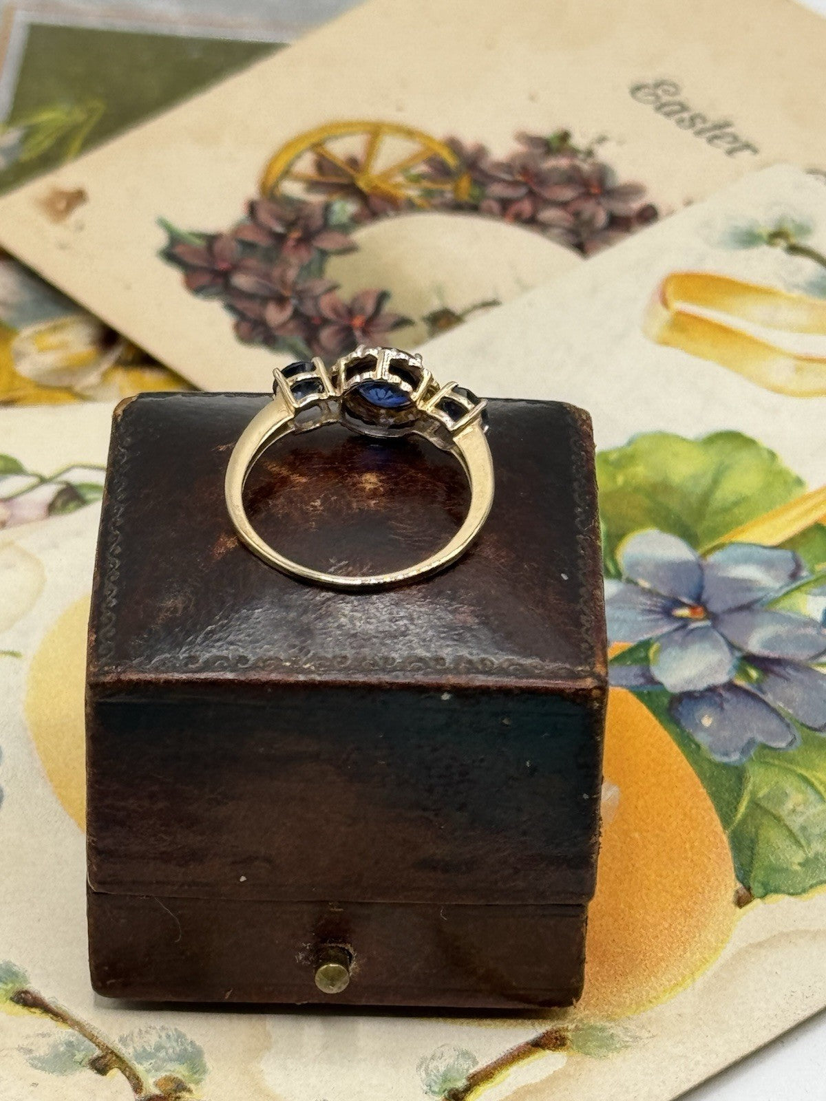 10k GOLD Blue Stone Ring ESTATE FIND Size 6.5