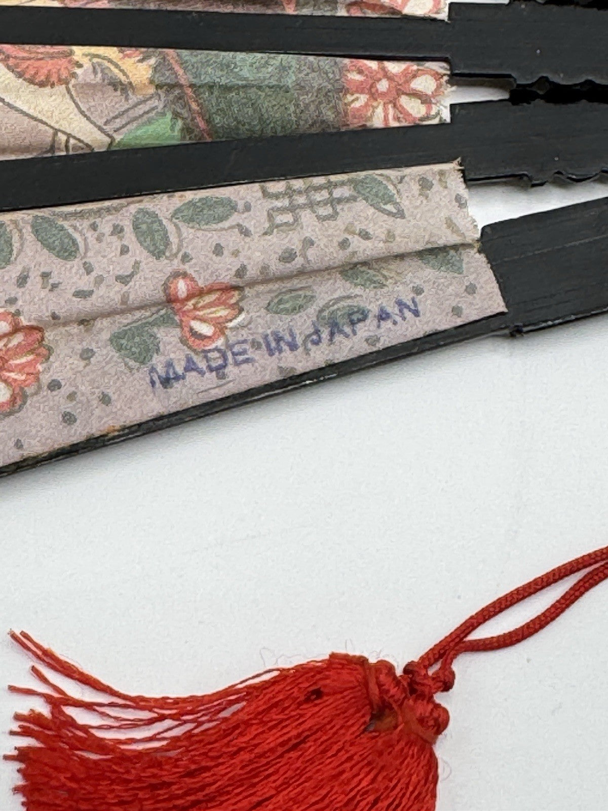 Vintage Japanese Hand Fan Closed 9” Open 16”