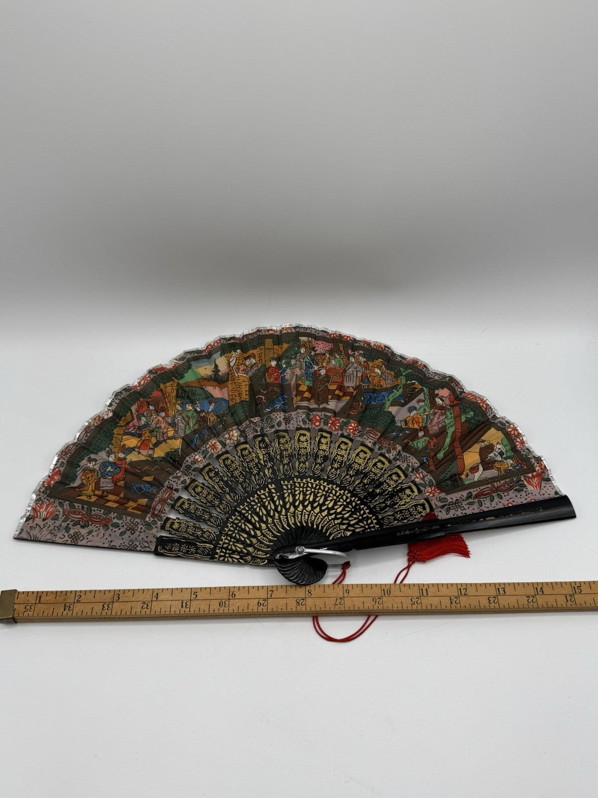 Vintage Japanese Hand Fan Closed 9” Open 16”