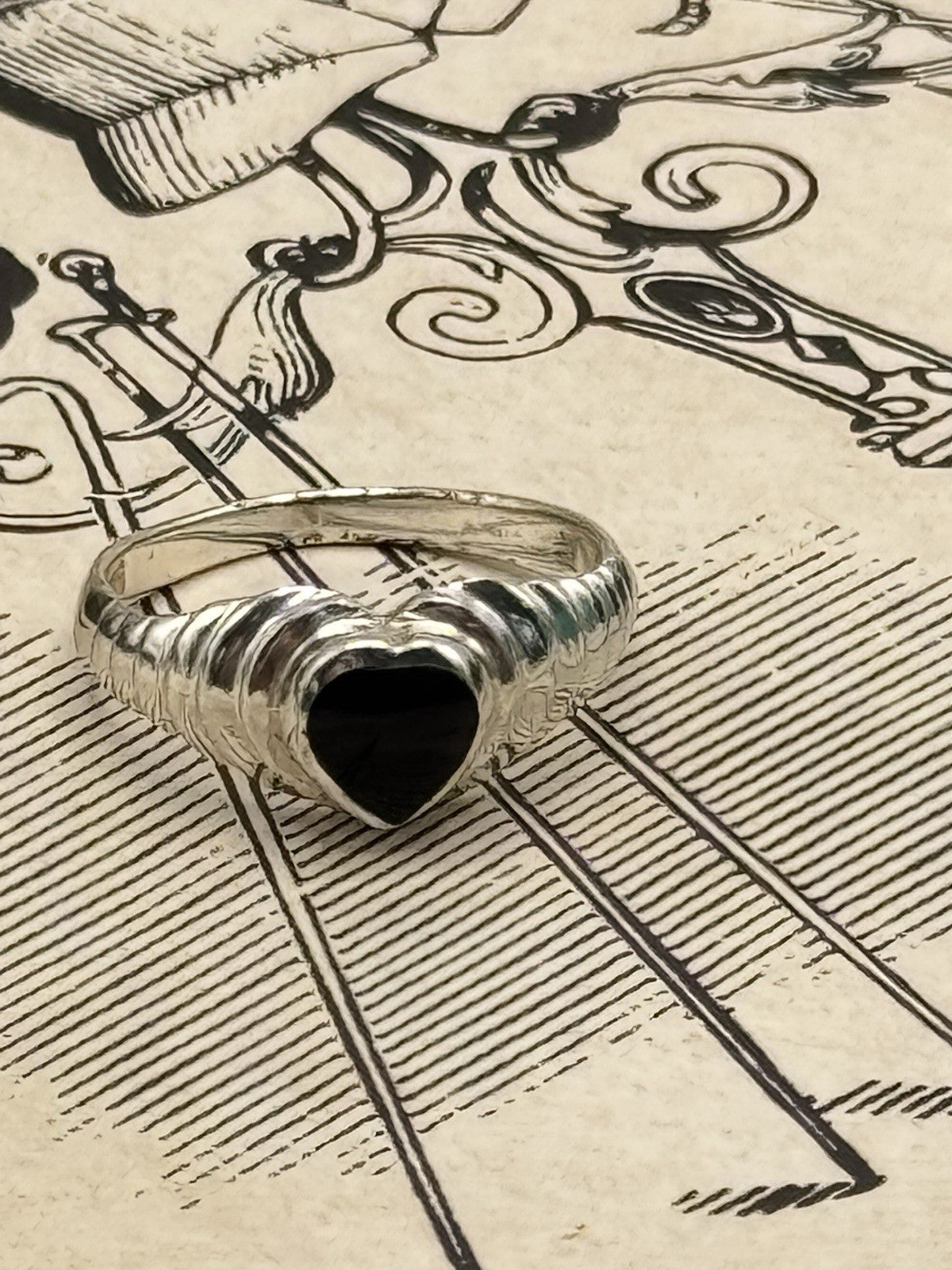 Sterling Silver BLACK ONYX Heart Ring Size 7.75