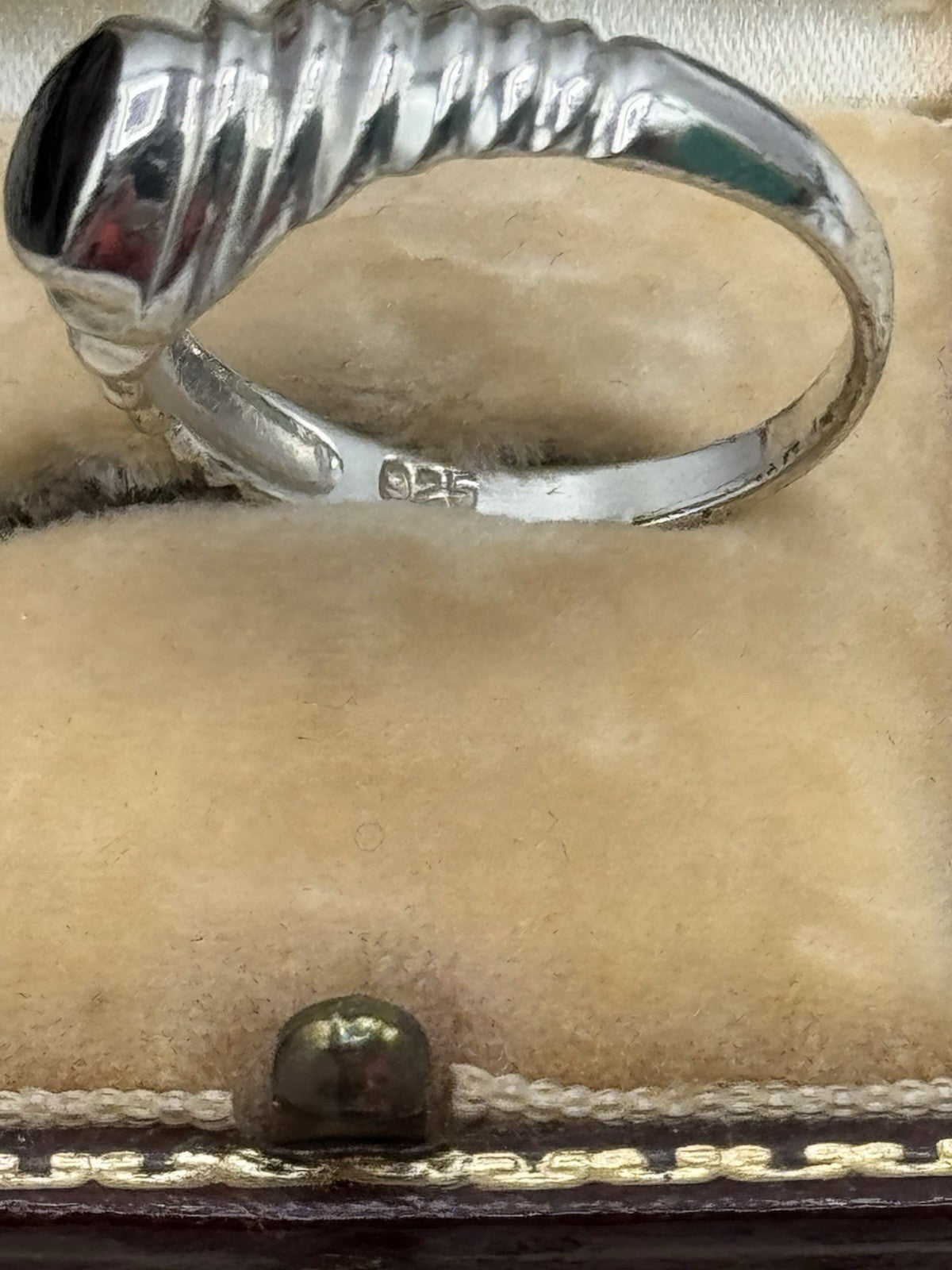 Sterling Silver BLACK ONYX Heart Ring Size 7.75