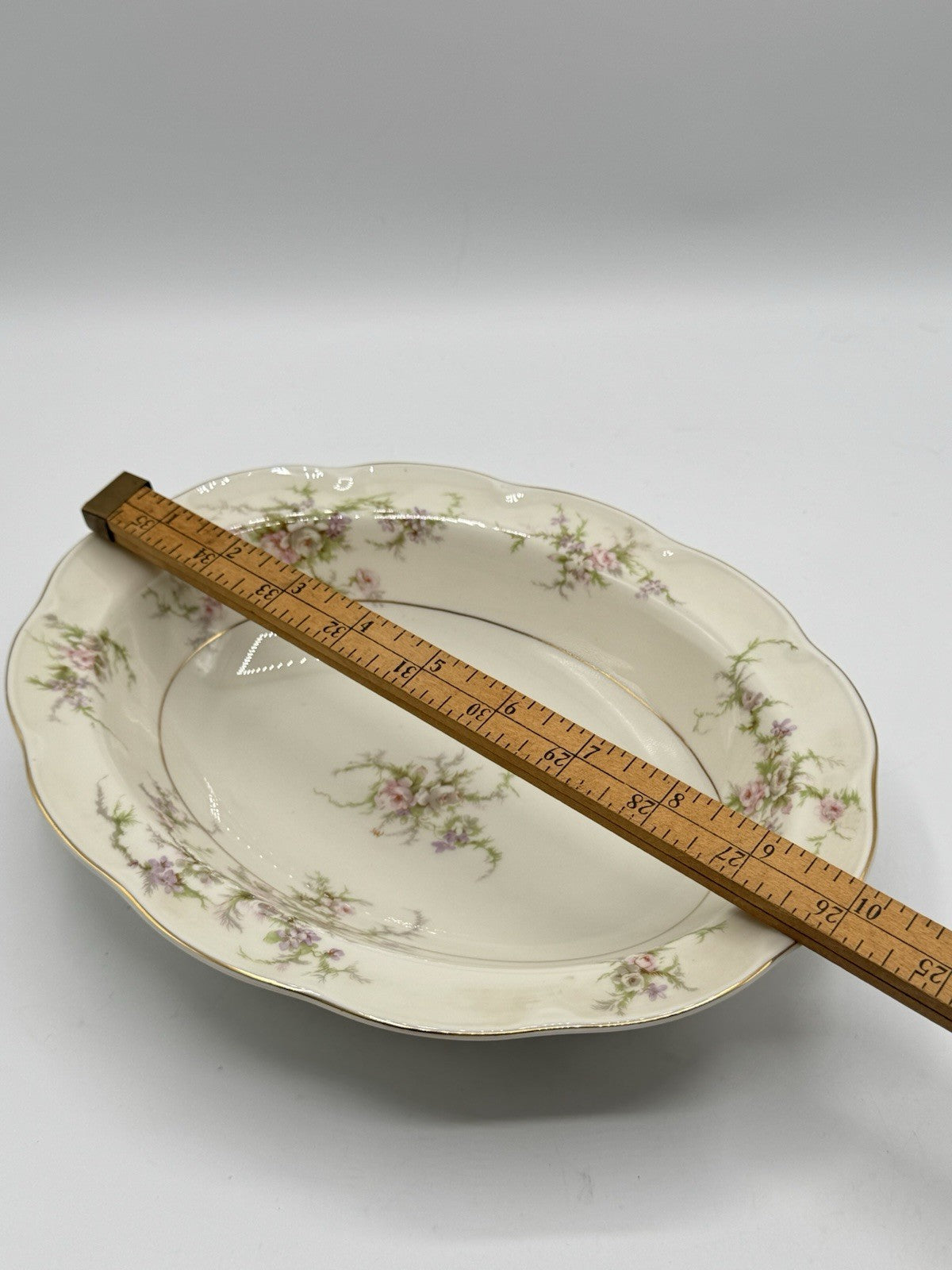 Theodore Haviland New York ROSALINDE 9" Oval Vegetable Serving Bowl FRANCE