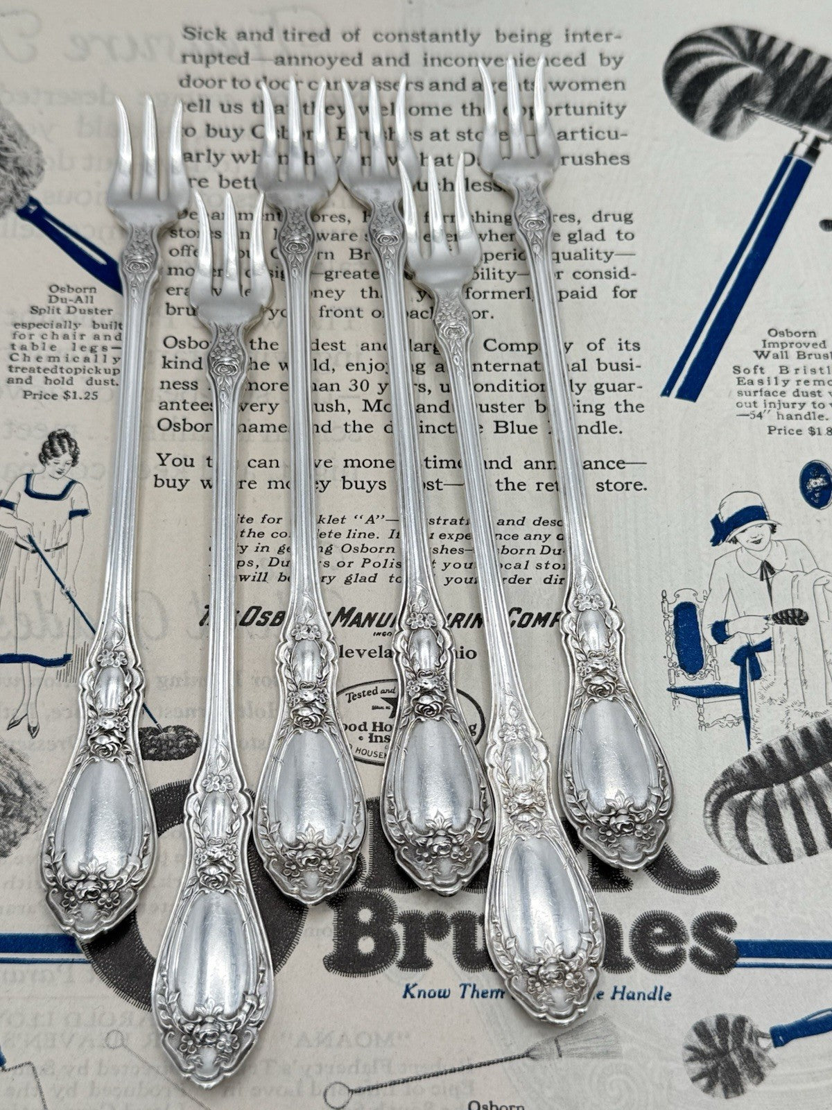 6 Antique Style Silverplate Cocktail Forks HERITAGE 1953Pattern 1847 Rogers Bros