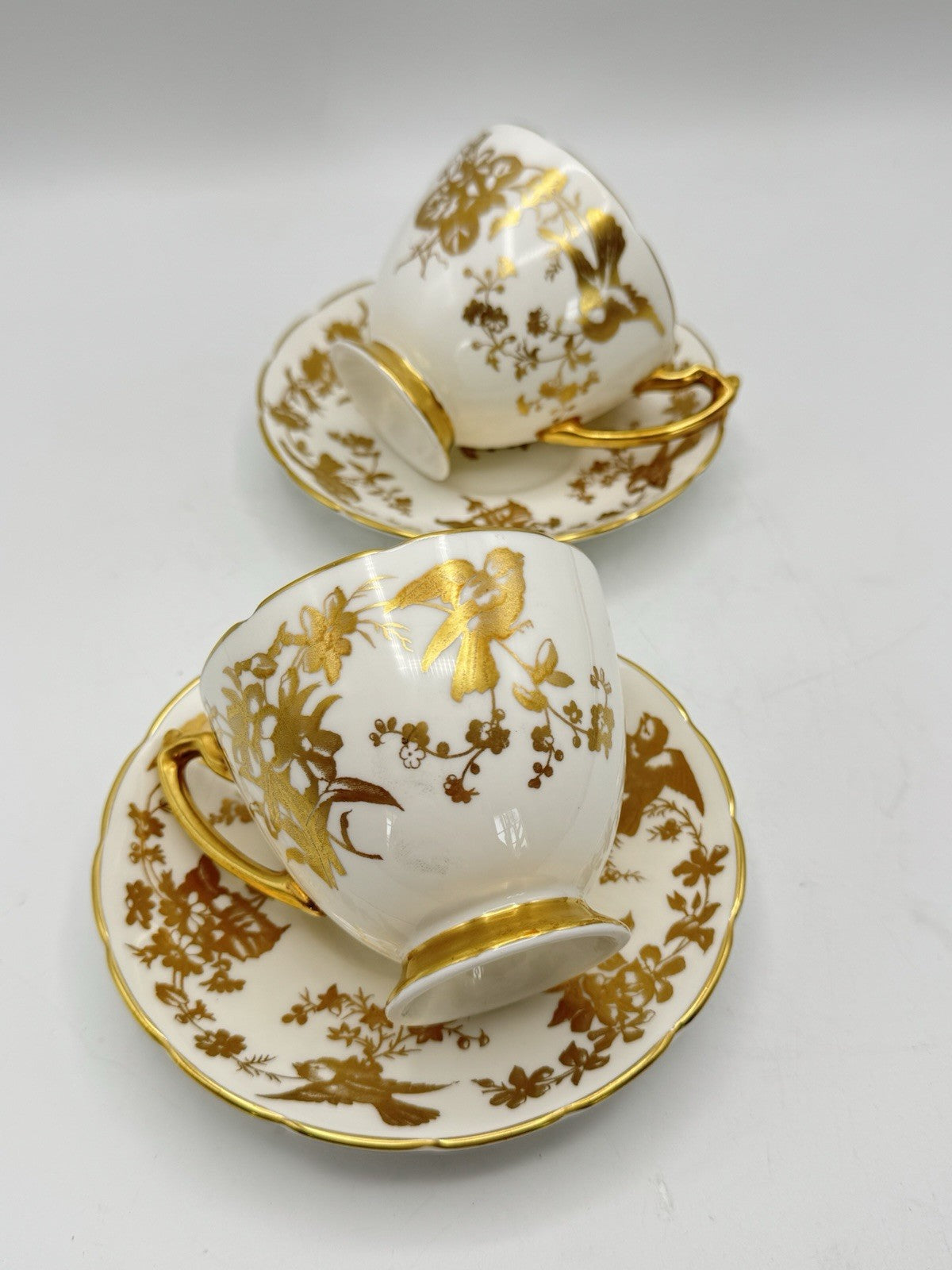 2 Cups & Saucers Coalport Birds Gold Scalloped Design ESTATE FIND