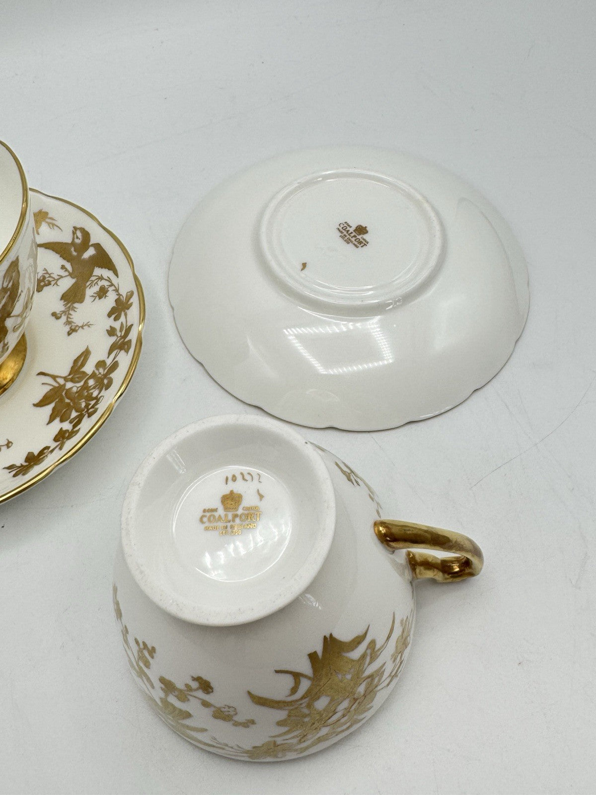 2 Cups & Saucers Coalport Birds Gold Scalloped Design ESTATE FIND