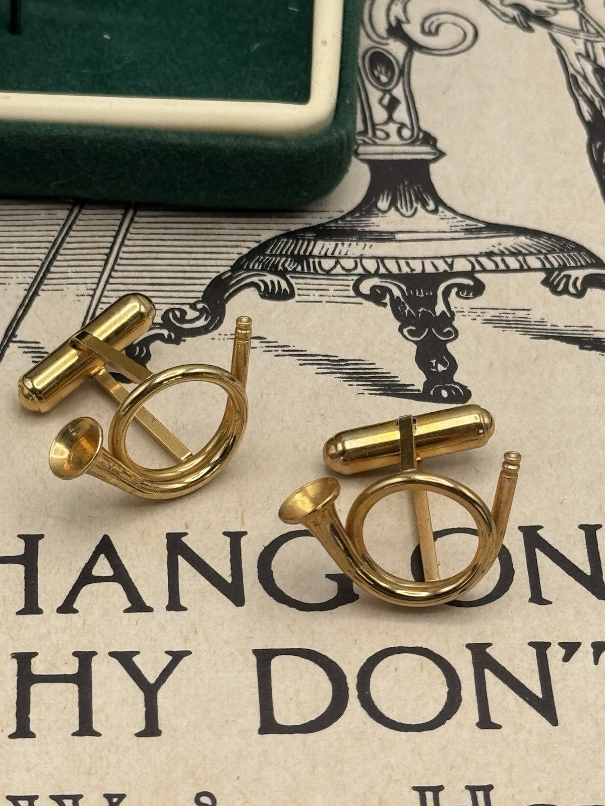 Vintage French Horn Cufflinks Goldtone EQUESTRIAN Hunting Horn In Original Case