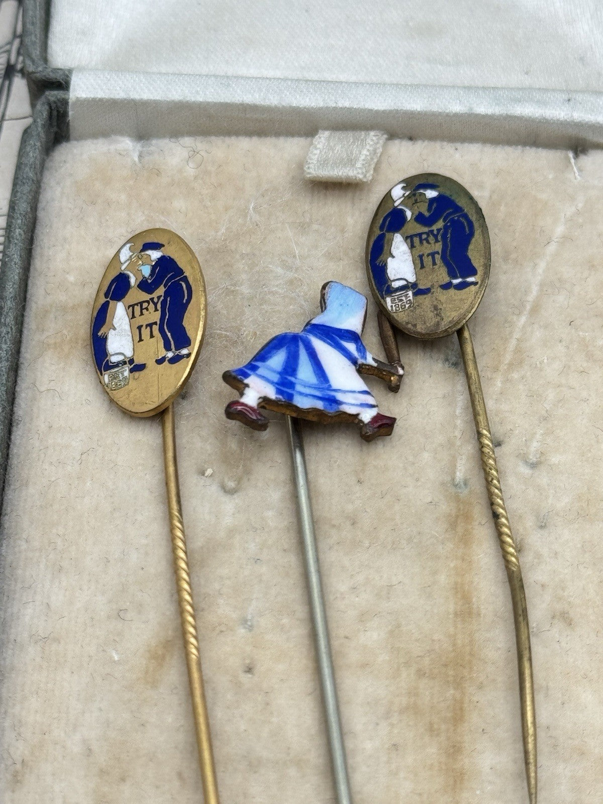 Set Of 3 ADVERTISING Linns Dutch Butter & Dutch Cleaner Stick Pins Enameled