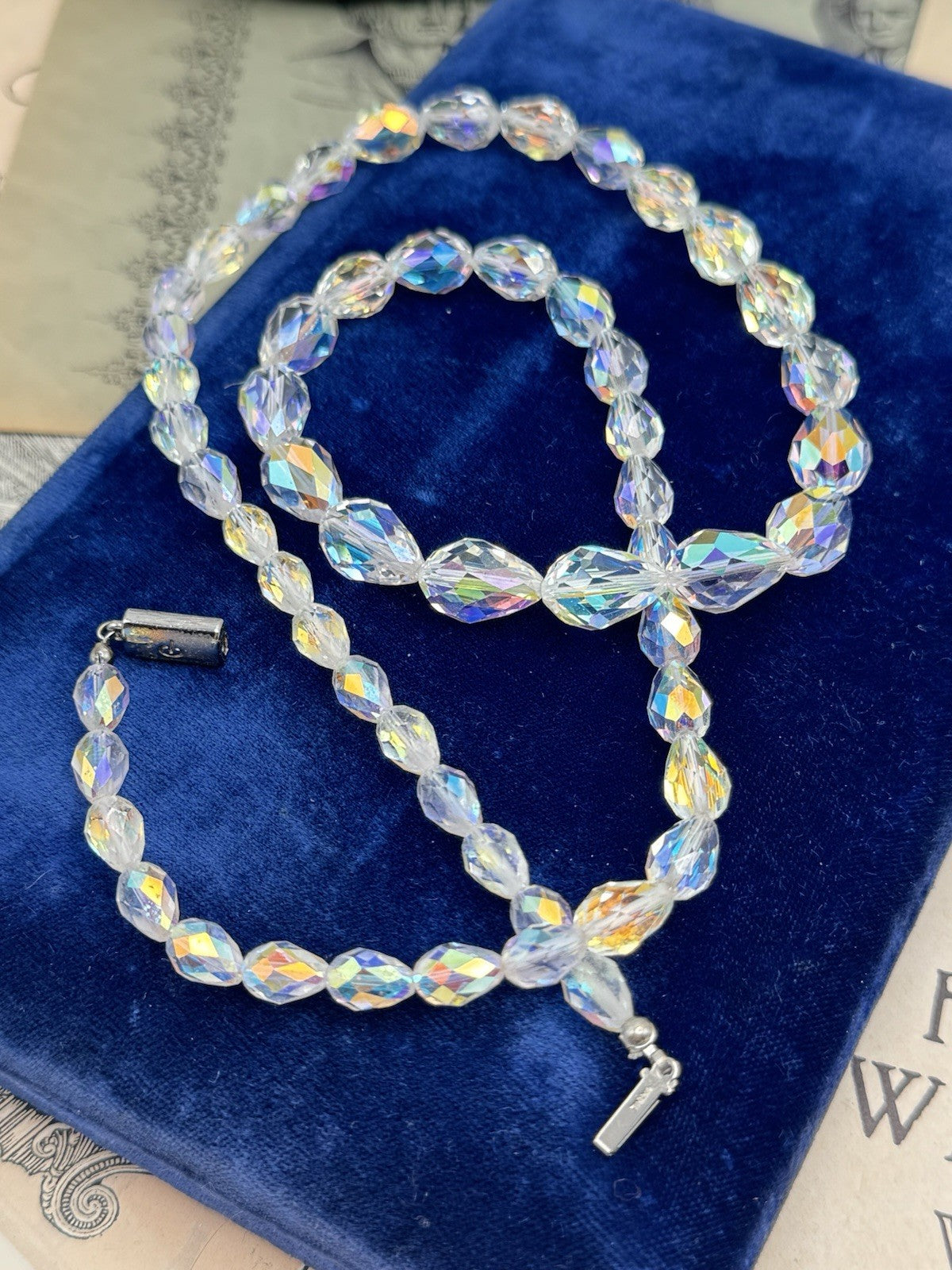 Clear AURORA BOREALIS Faceted Graduated Bead Necklace 25”l ESTATE FIND
