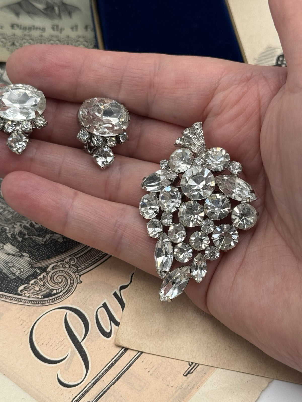Vintage Rhinestone Demi Parure Set Clear Rhinestone Earrings & Brooch