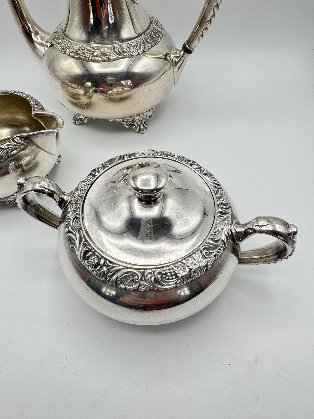 Antique Wilcox IS Silverplate Leaf Coffee Tea Pot Set Sugar Creamer Manor
