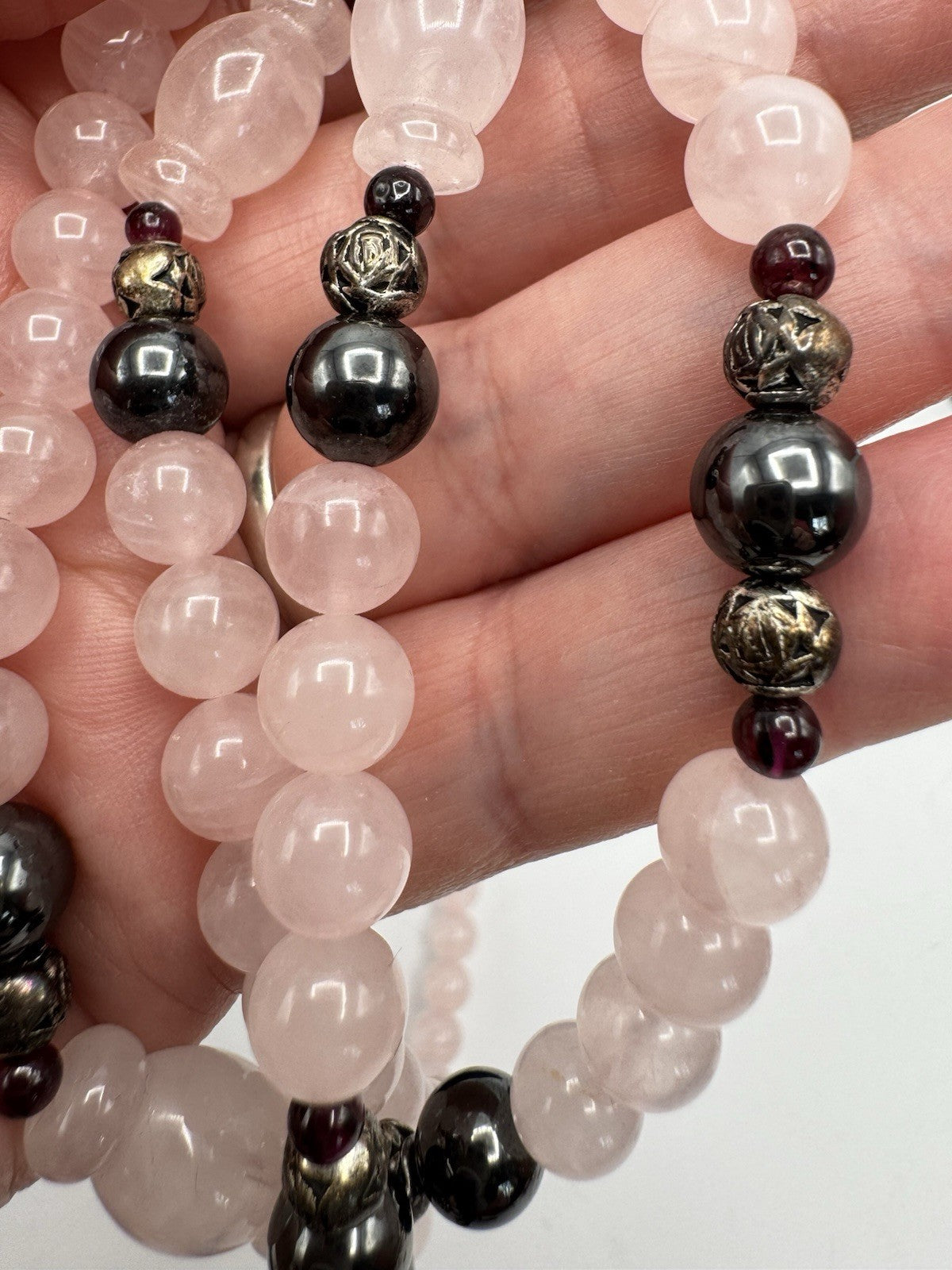 Vintage Rose Quartz Hematite & Garnet Accents Bead Necklace ESTATE FIND 25”