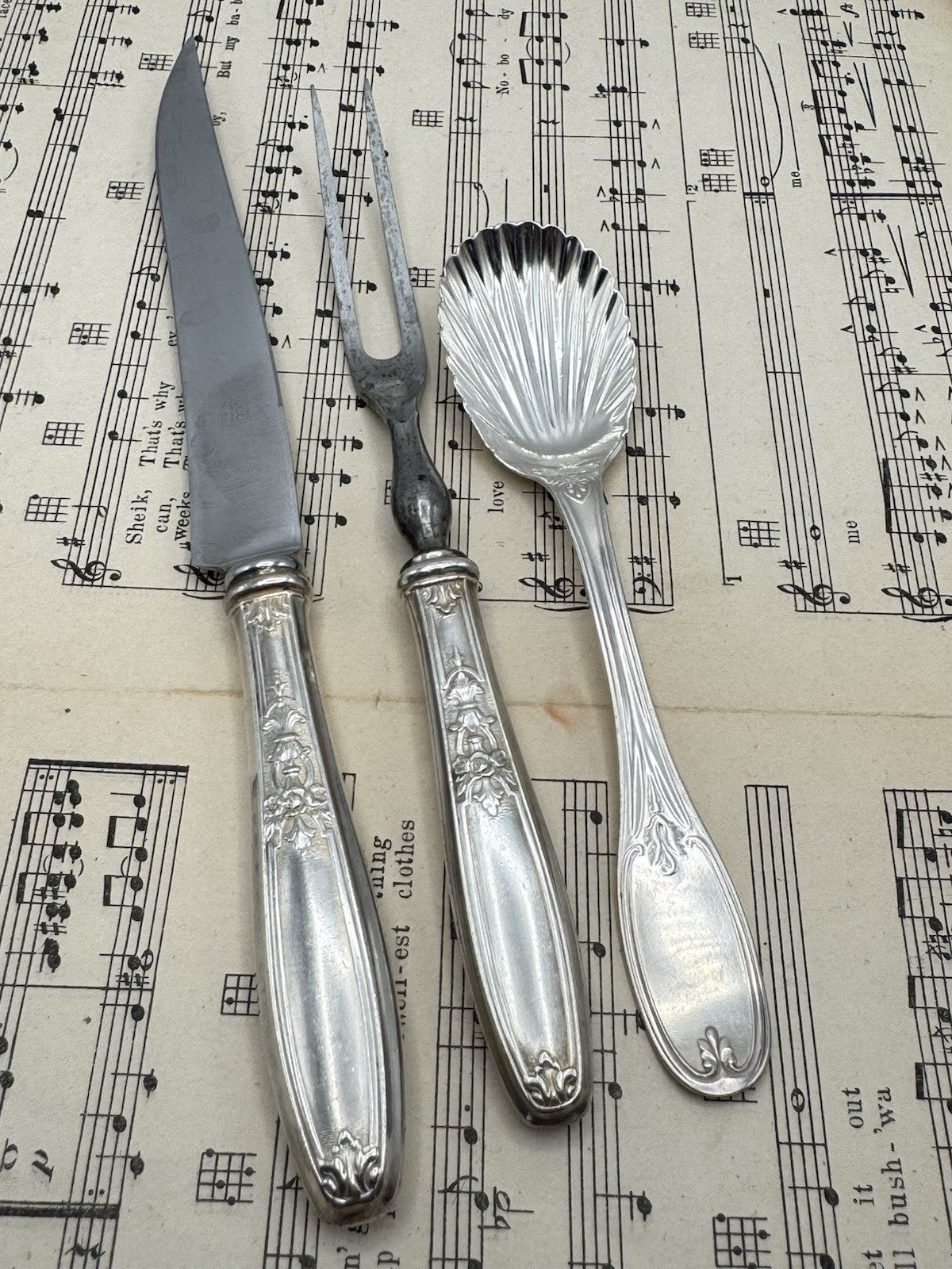 Vintage Silverplate Carving Set & Sugar She’ll Spoon 1847 ROGERS