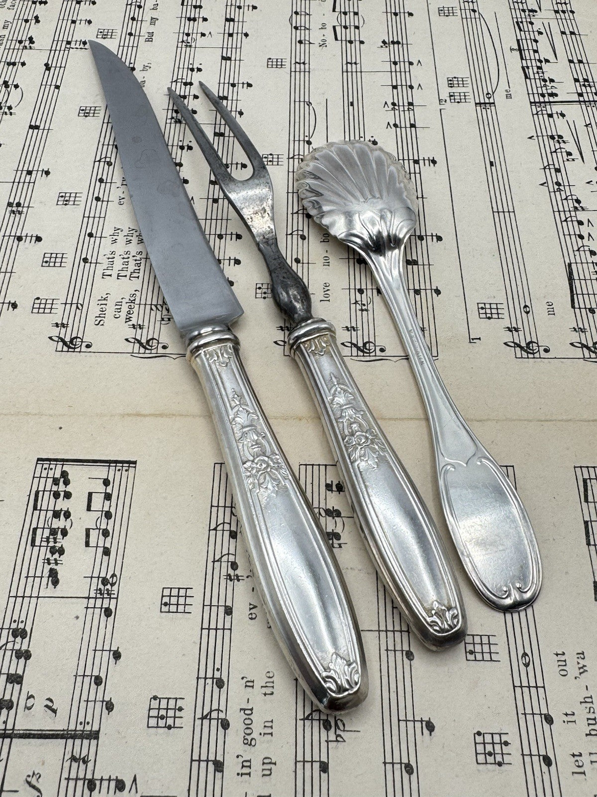 Vintage Silverplate Carving Set & Sugar She’ll Spoon 1847 ROGERS