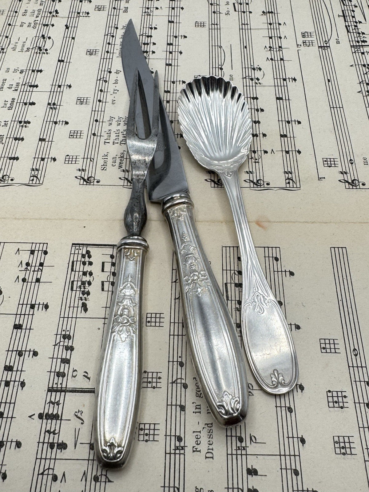 Vintage Silverplate Carving Set & Sugar She’ll Spoon 1847 ROGERS