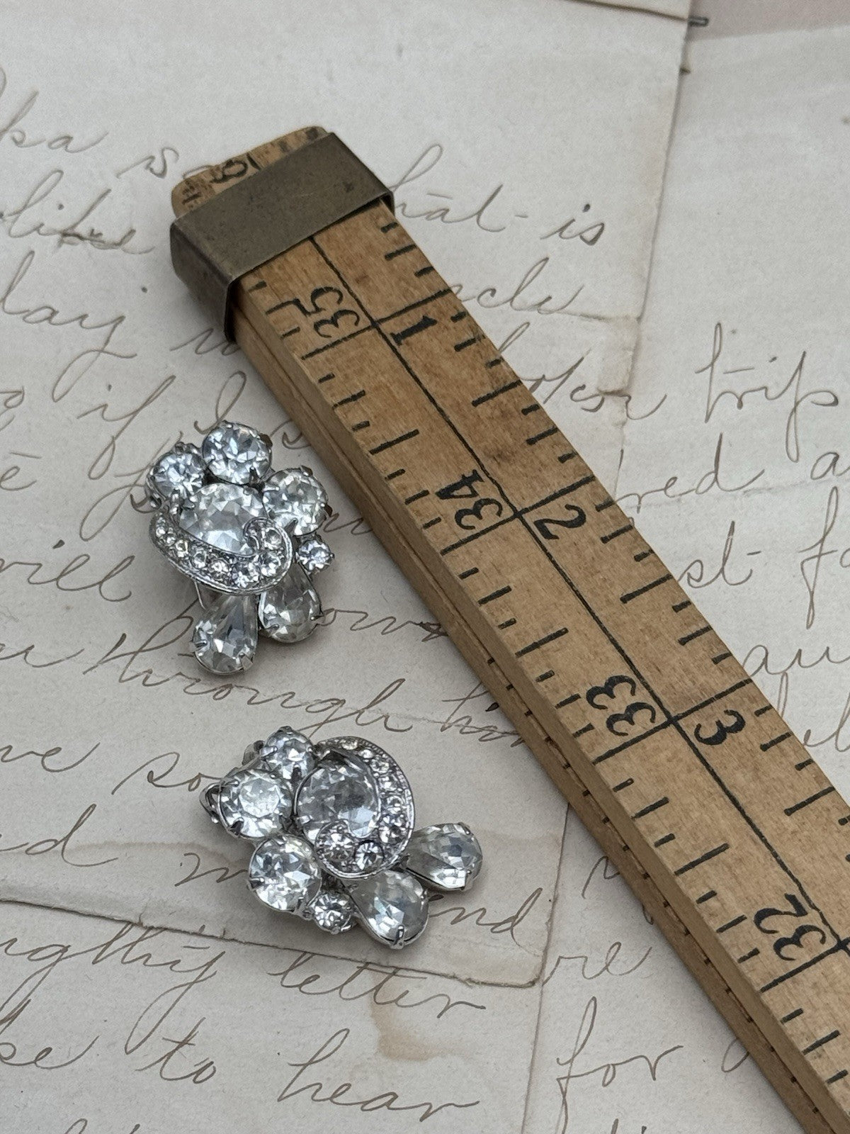 Vintage SIGNED Weiss Clear Rhinestone Earrings Clip-on ESTATE FIND