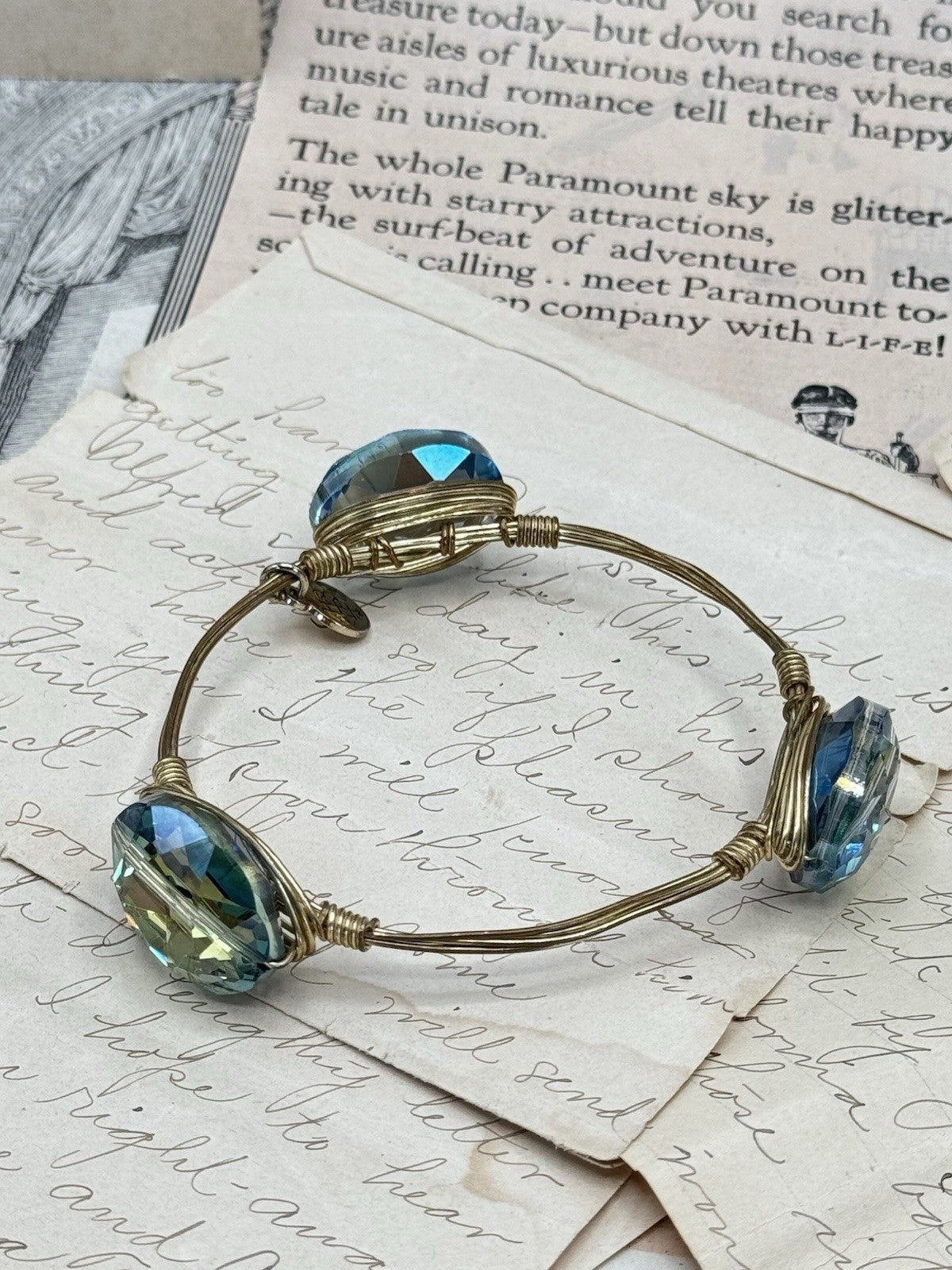 Yellow Blue Glass Crystal Goldtone Wire Wrapped Bangle Bracelet 8” ESTATE FIND