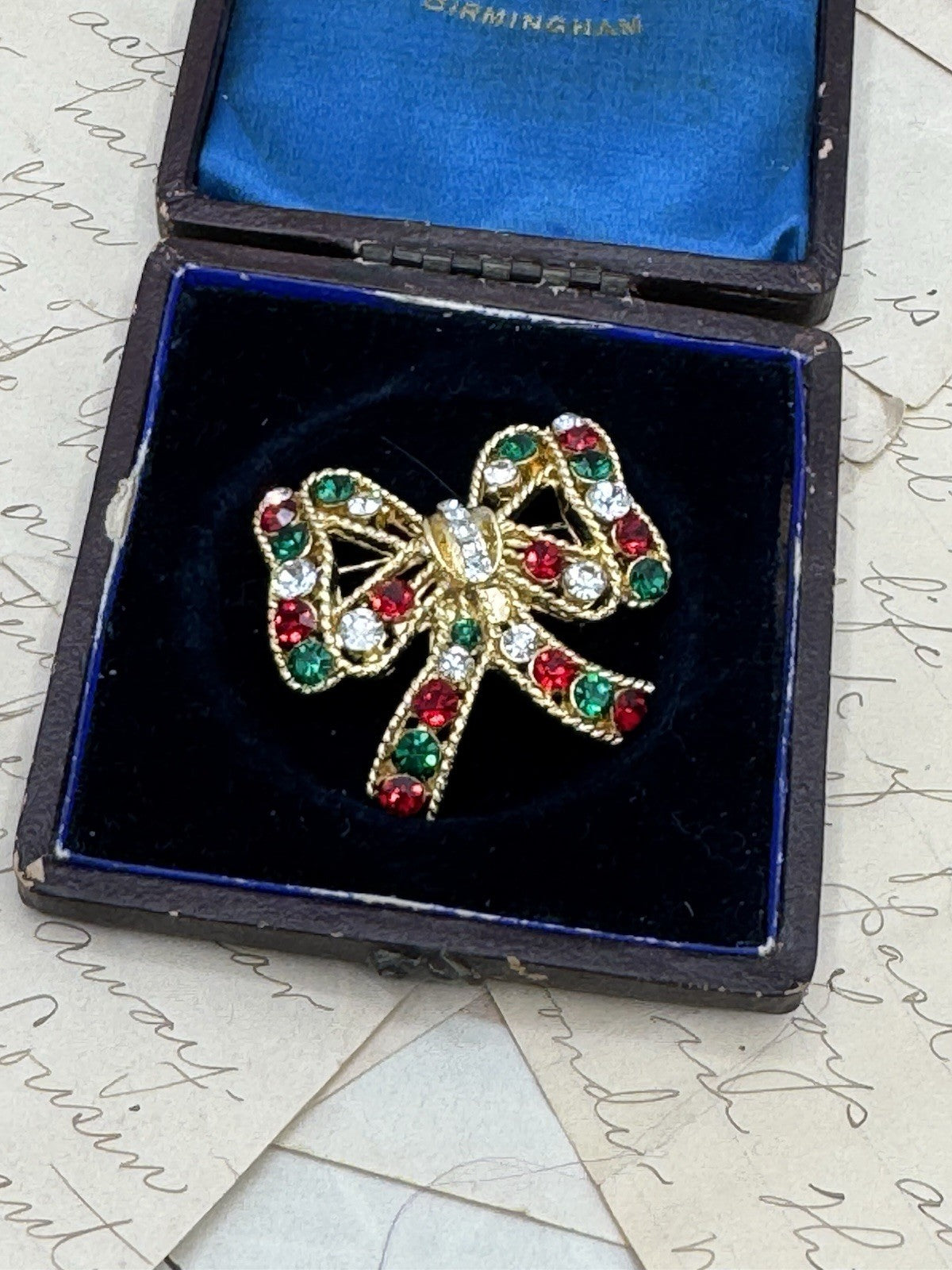 EISENBERG ICE Red Green Crystal Rhinestone Bow Knot Brooch ESTATE FIND