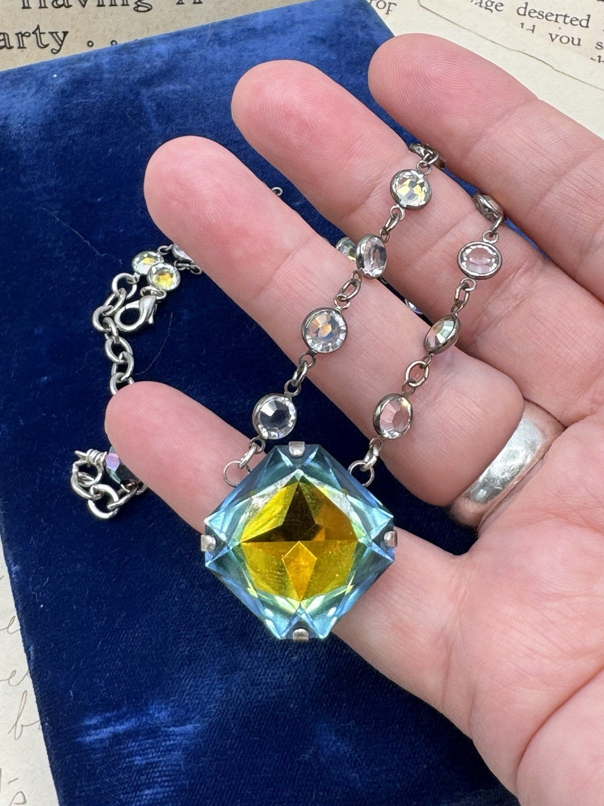 Aurora Borealis Large Star Design Crystal Pendant Necklace Christal Beaded ESTATE FIND