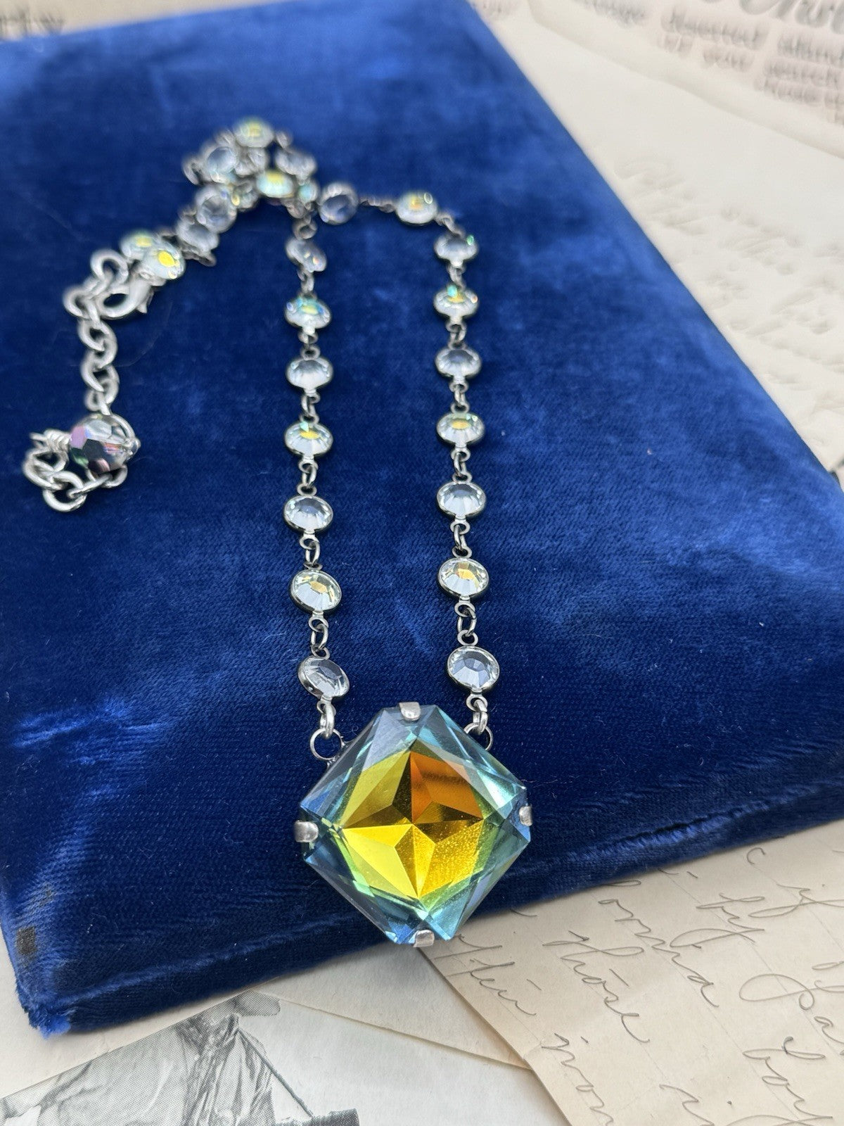 Aurora Borealis Large Star Design Crystal Pendant Necklace Christal Beaded ESTATE FIND
