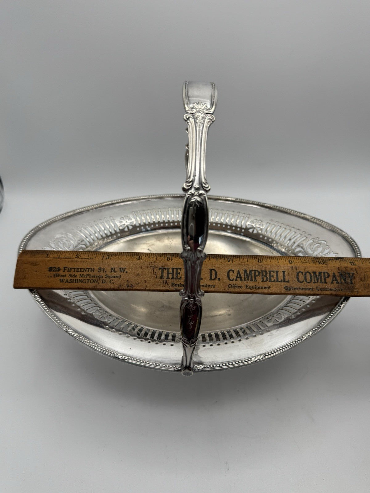 English SHEFFIELD Silverplate Fruit Basket EMBASSY Gladwin Ltd