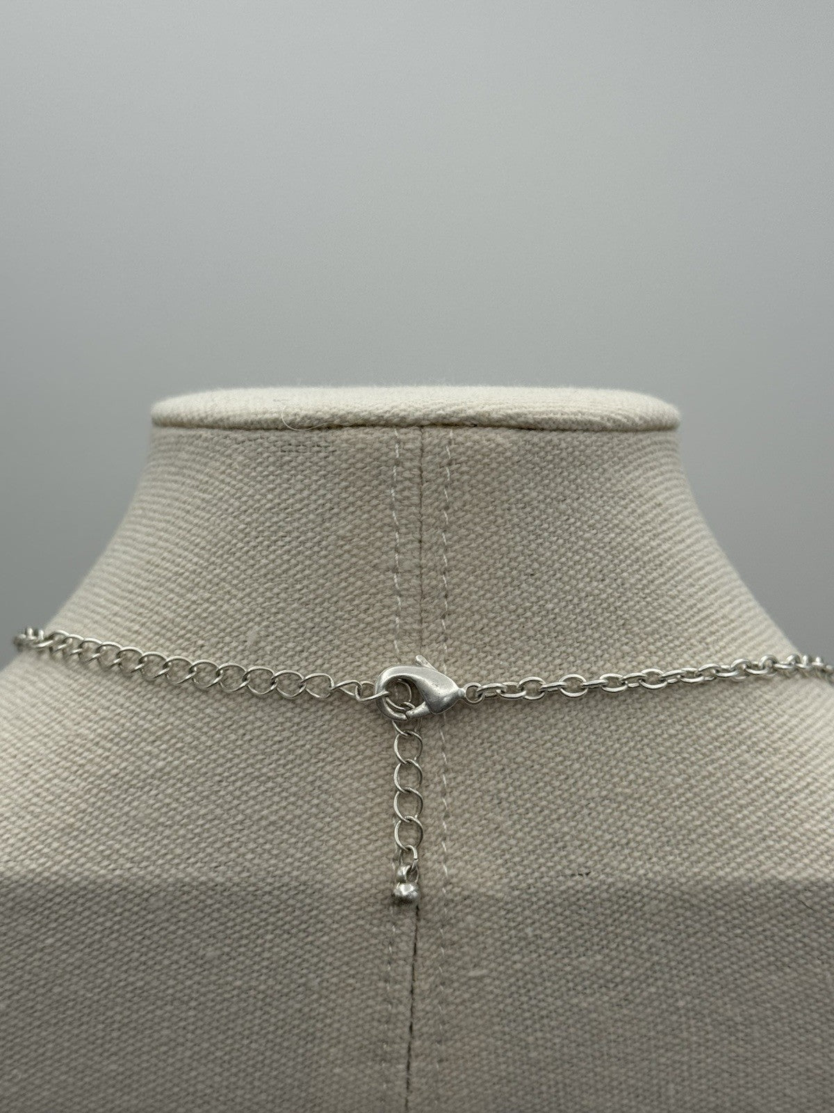 Vintage Silvertone Bead Necklace Bib Style Metallic Theme Circa 19”l