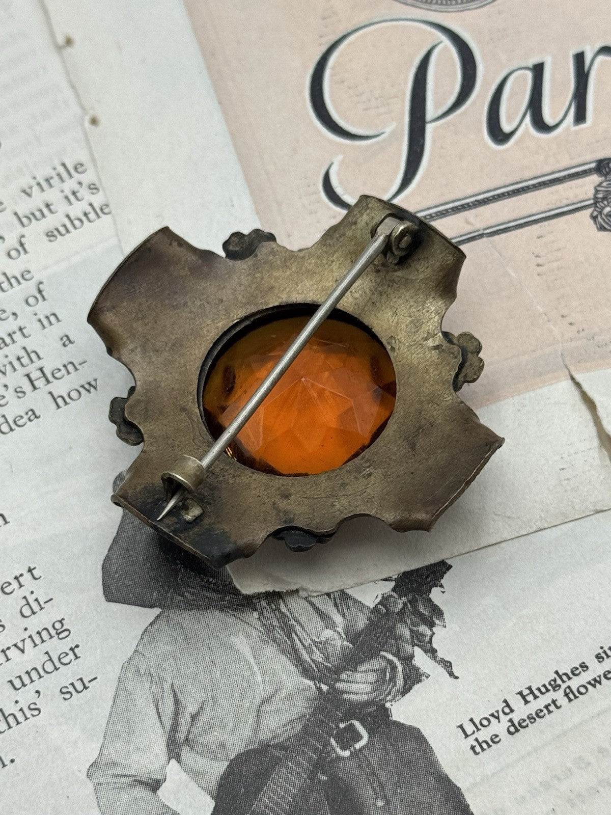 Antique EDWARDIAN Floral Design Large Orange Faceted Stone Brooch