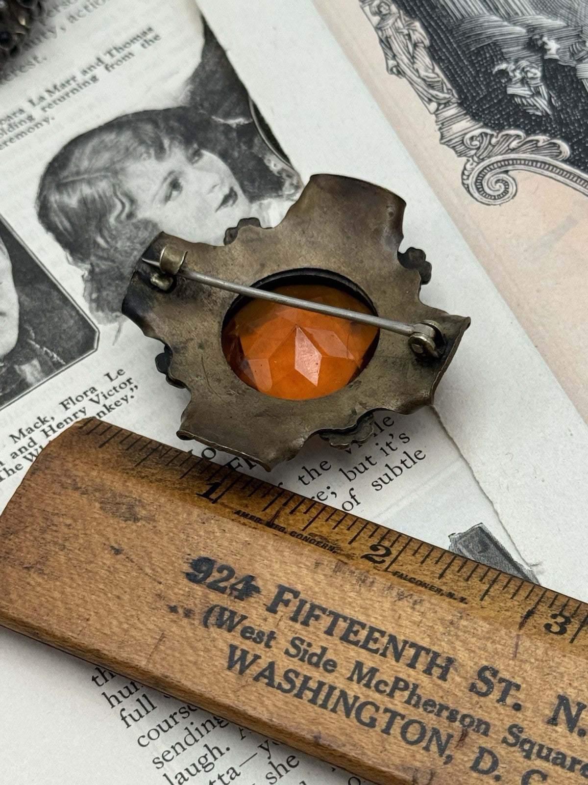 Antique EDWARDIAN Floral Design Large Orange Faceted Stone Brooch