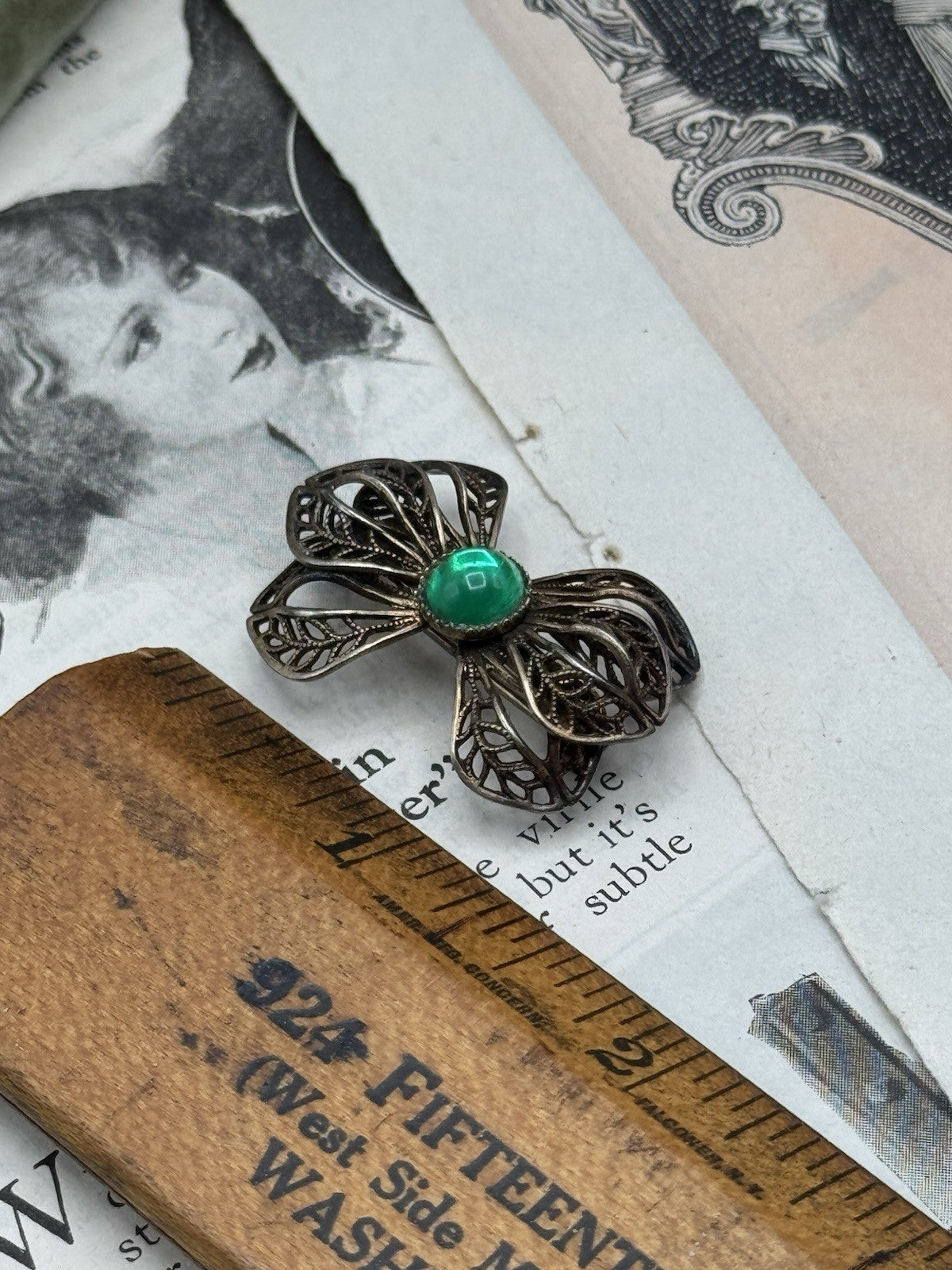 Vintage Brass Tone Below Ribbon Brooch Green Center Stone ESTATE FIND