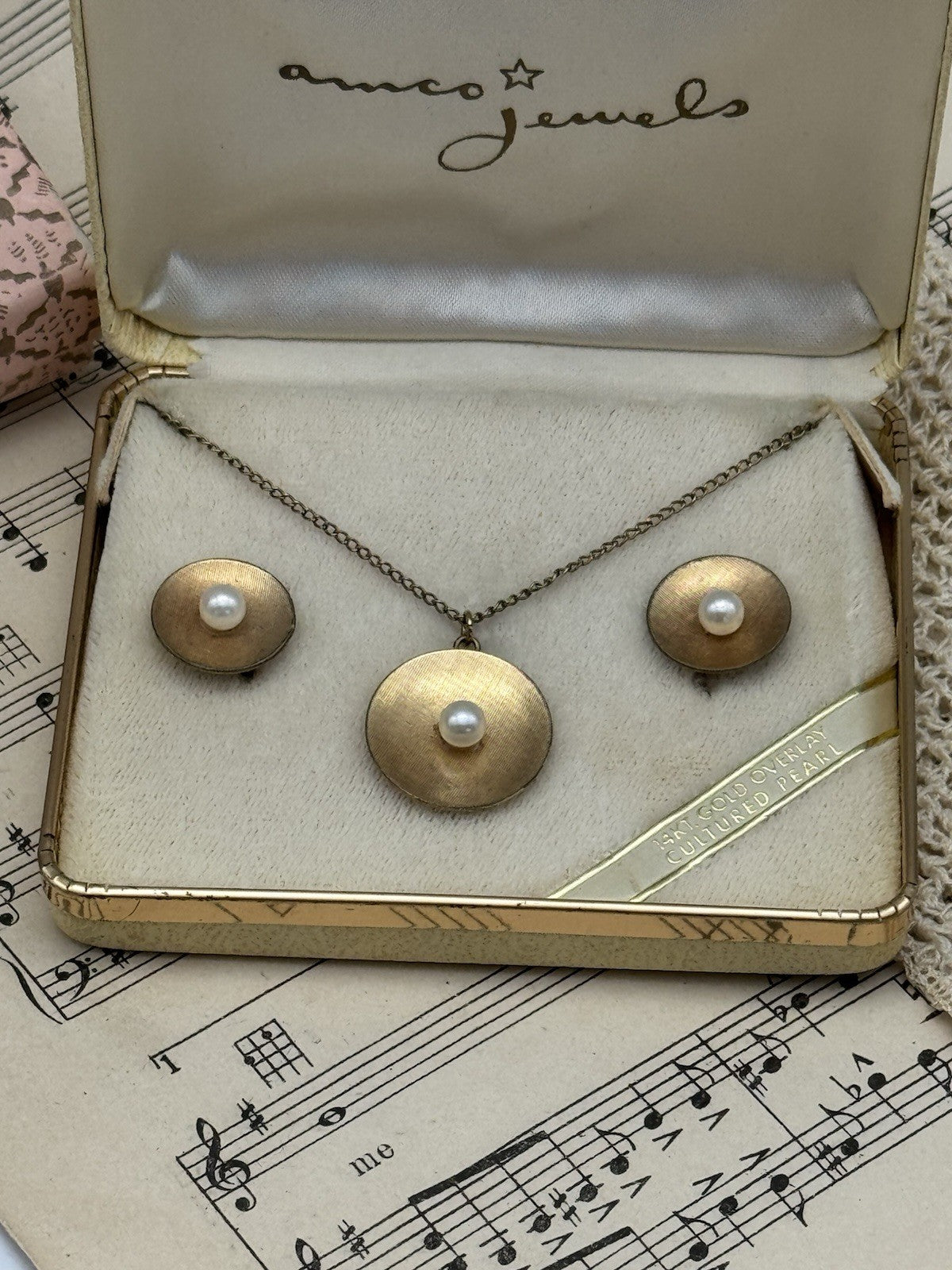 Vintage 14k Gold Filled & Pearl Jewelry Set Screw-back Earrings & Necklace 15”