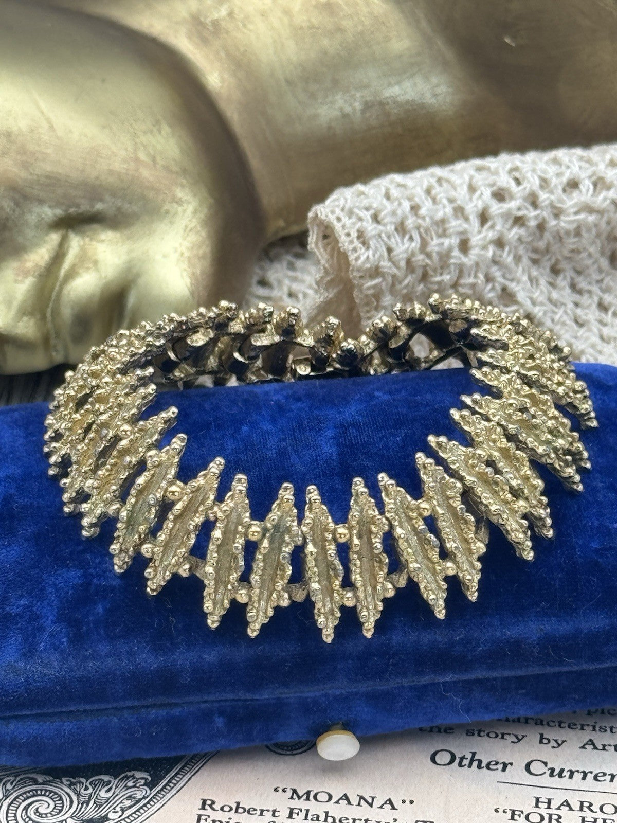 Vintage AVON Textured Bracelet Articulated Links Gold Tone 60's Oldie But Goodie