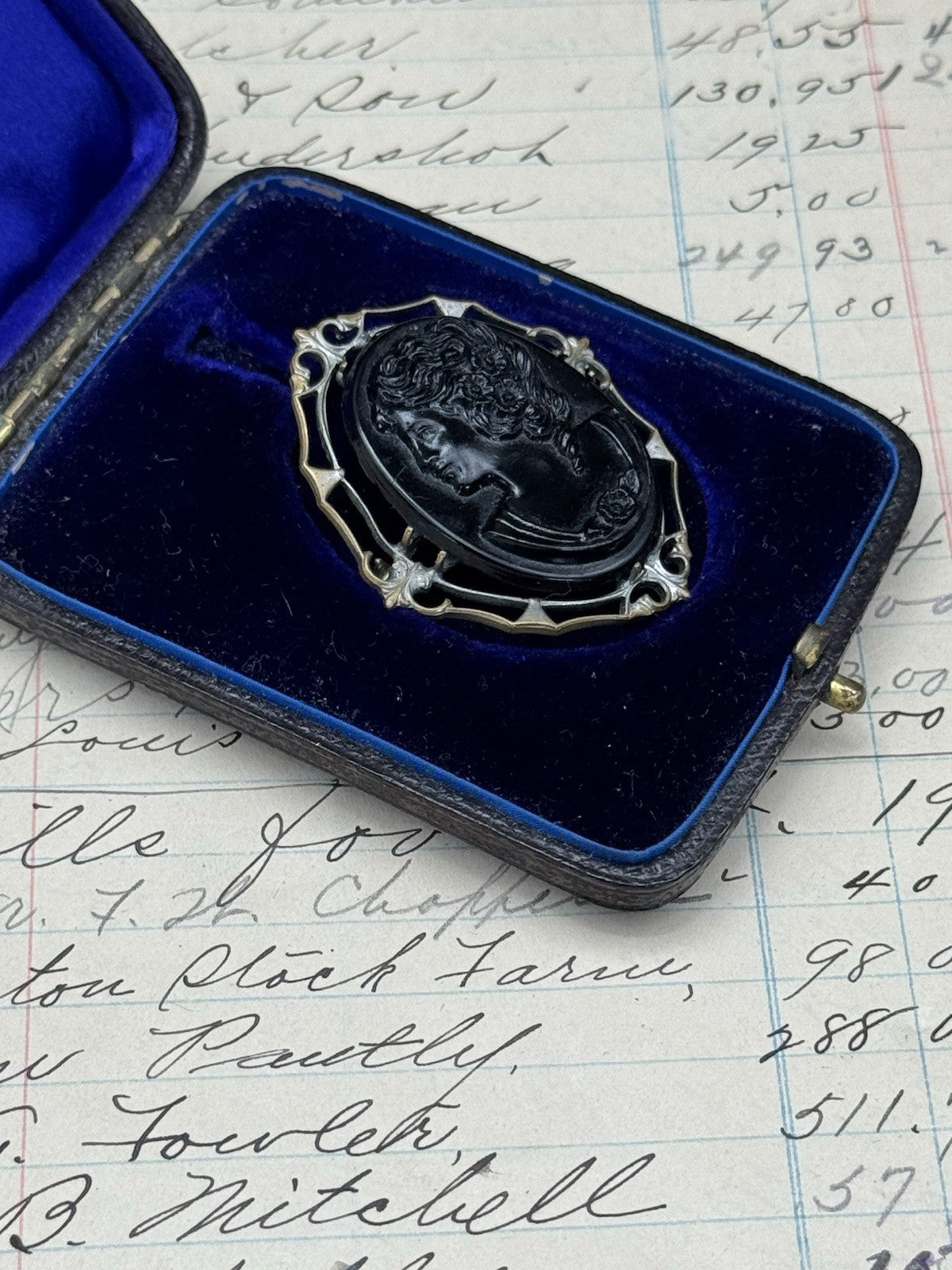 Edwardian Style Early Plastics Black Cameo Brooch C-Clasp ESTATE FIND