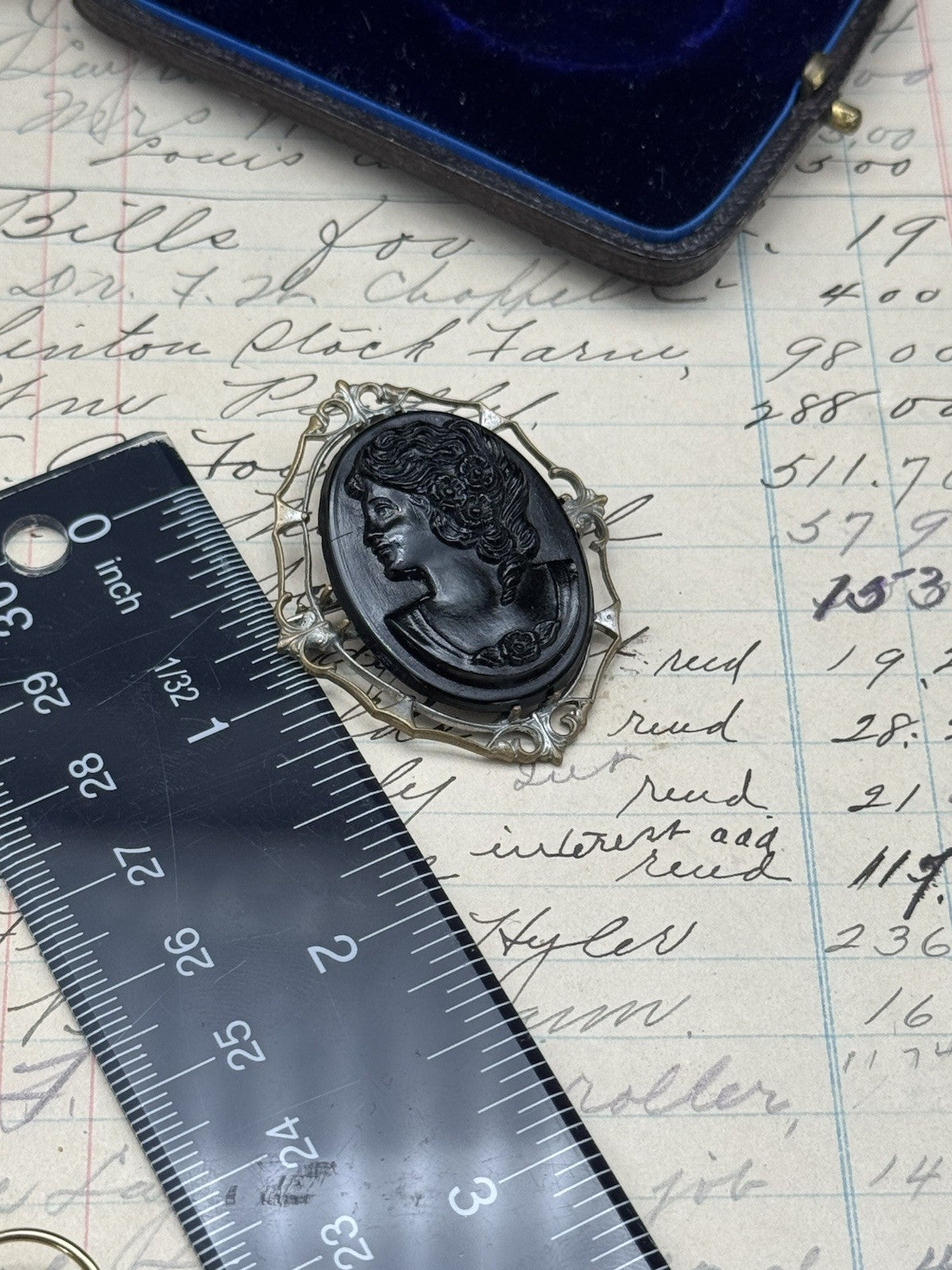 Edwardian Style Early Plastics Black Cameo Brooch C-Clasp ESTATE FIND