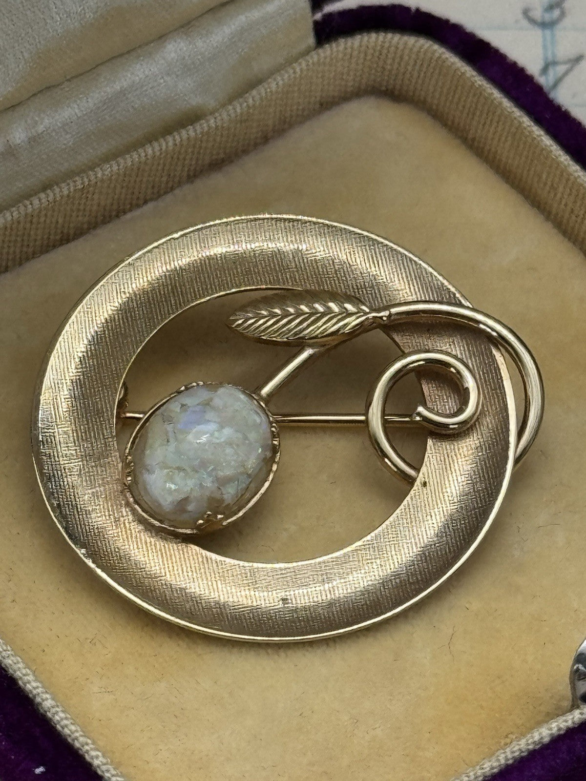 Vintage Goldtone Circle Brooch ESTATE FIND