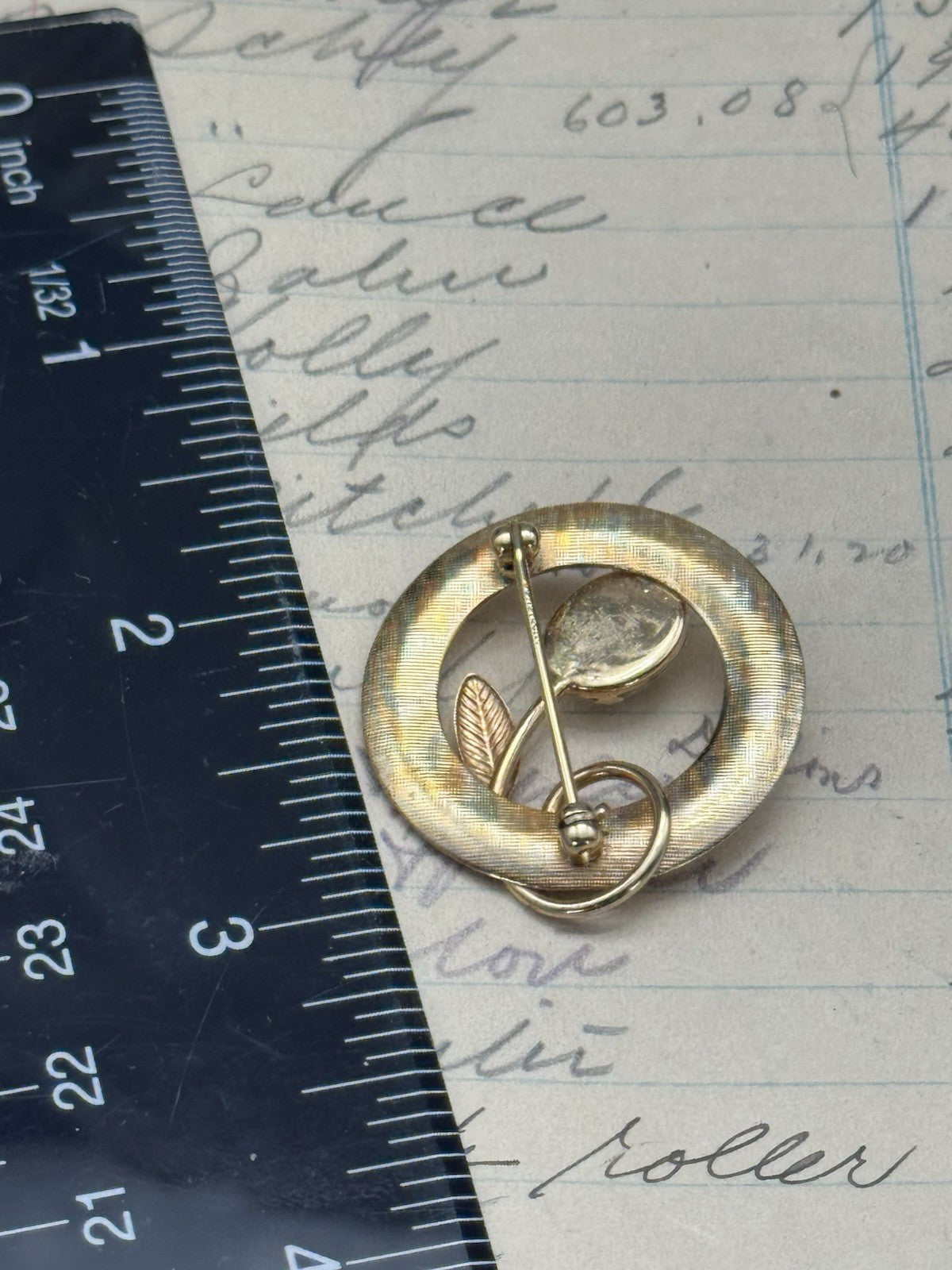 Vintage Goldtone Circle Brooch ESTATE FIND