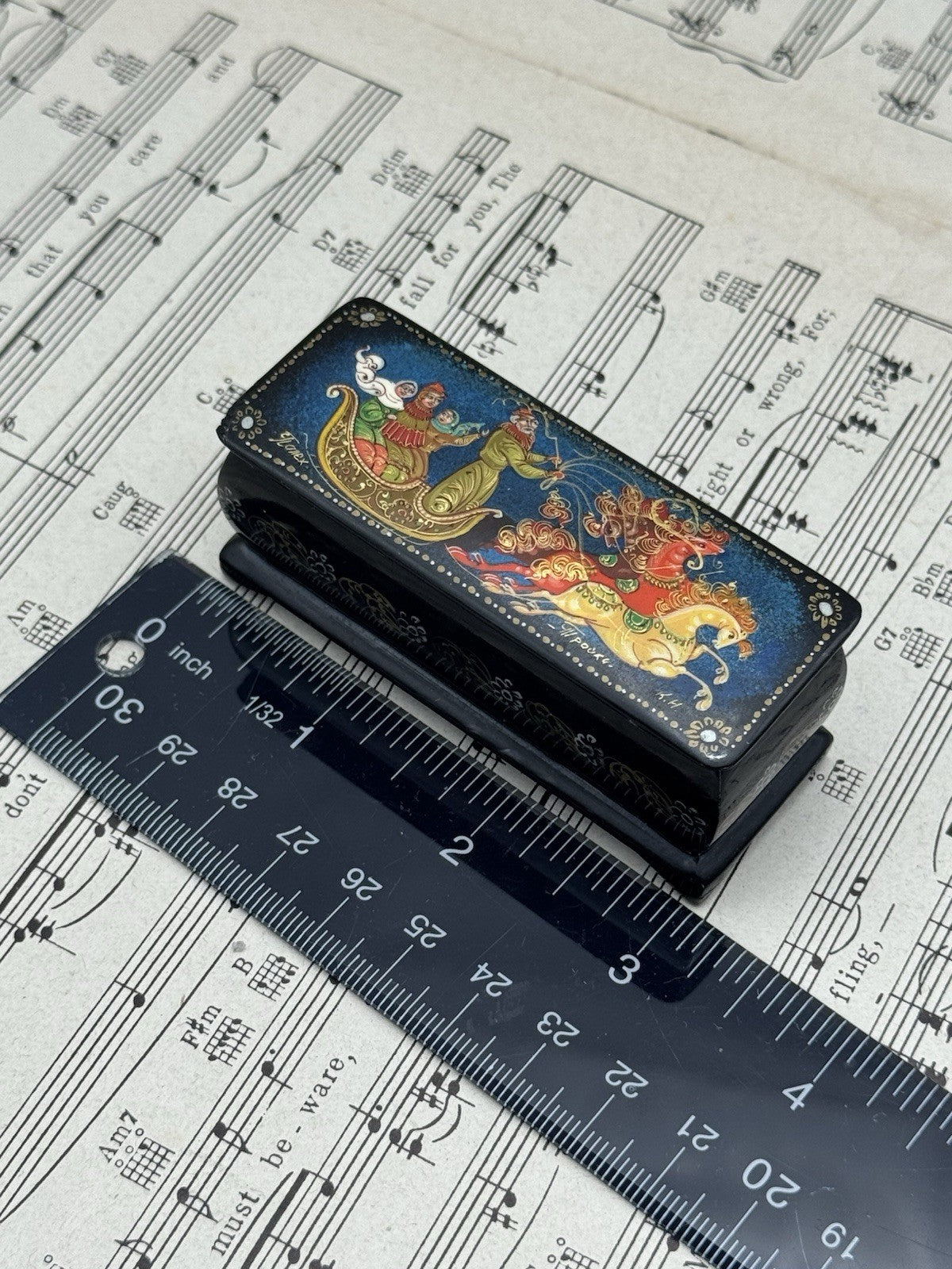 Vintage Russian Style Lacquer Box Sleigh & Horse Scene HAND PAINTED Folk Art