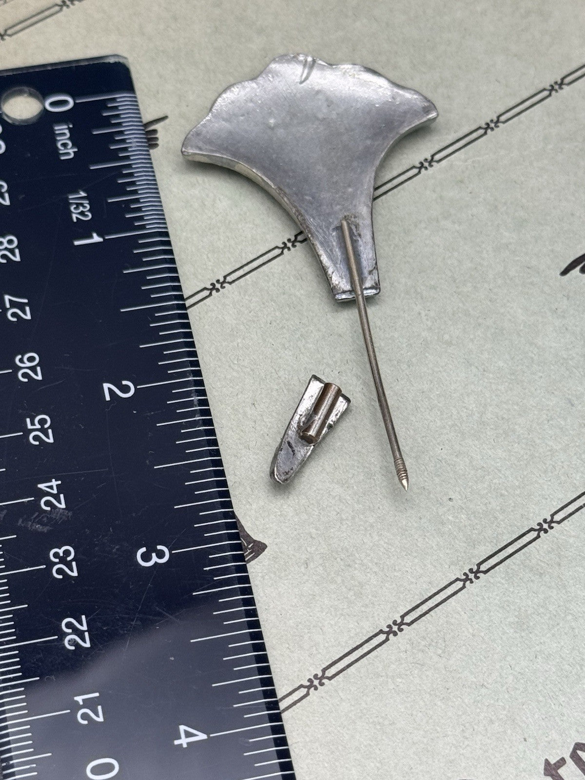 Classic Art Deco Lapel Pin Fan Shape Silvertone Rhinestones ESTATE FIND