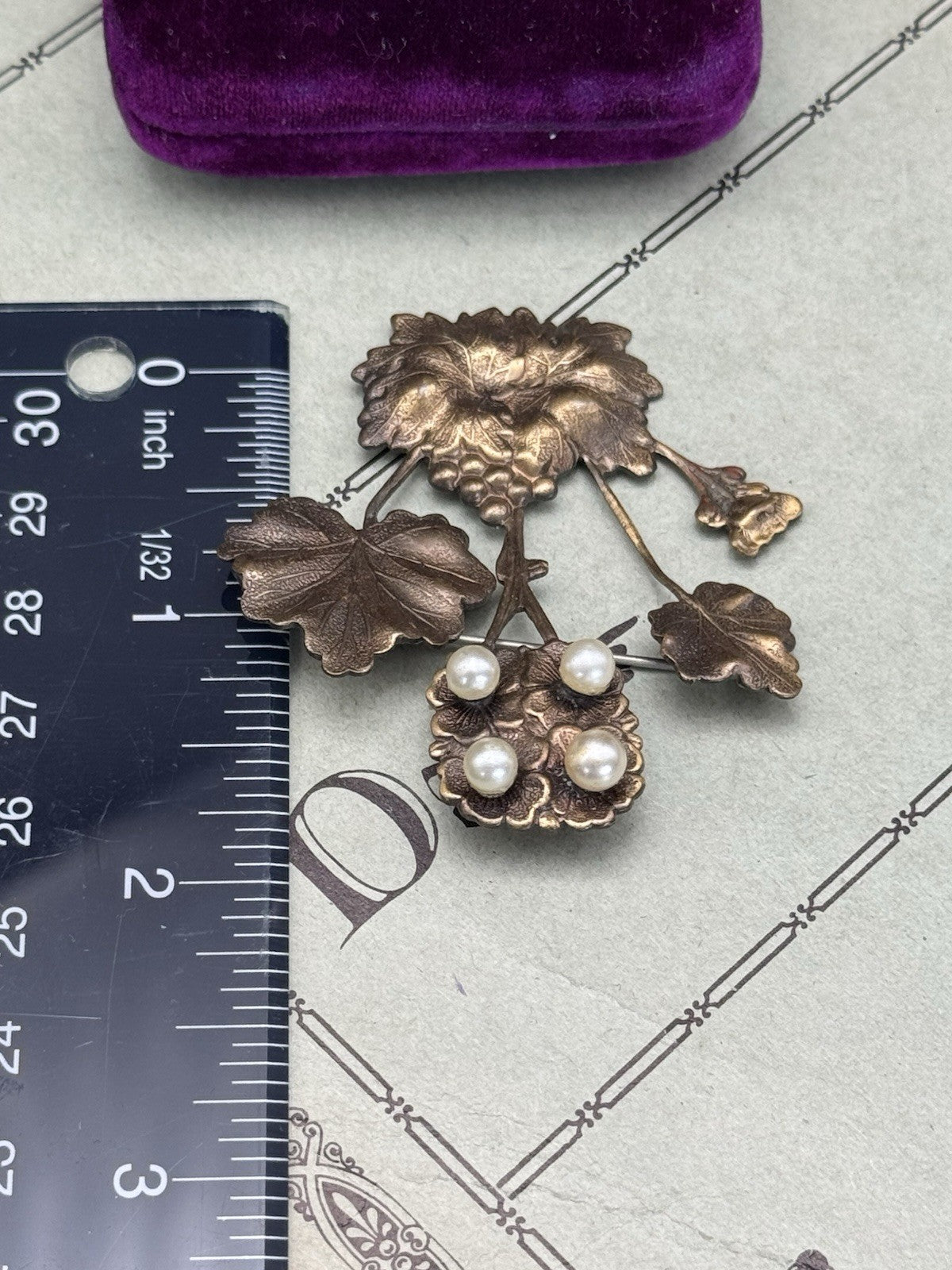 Vintage Art Nouveau Style Brooch Floral Design Faux Pearls