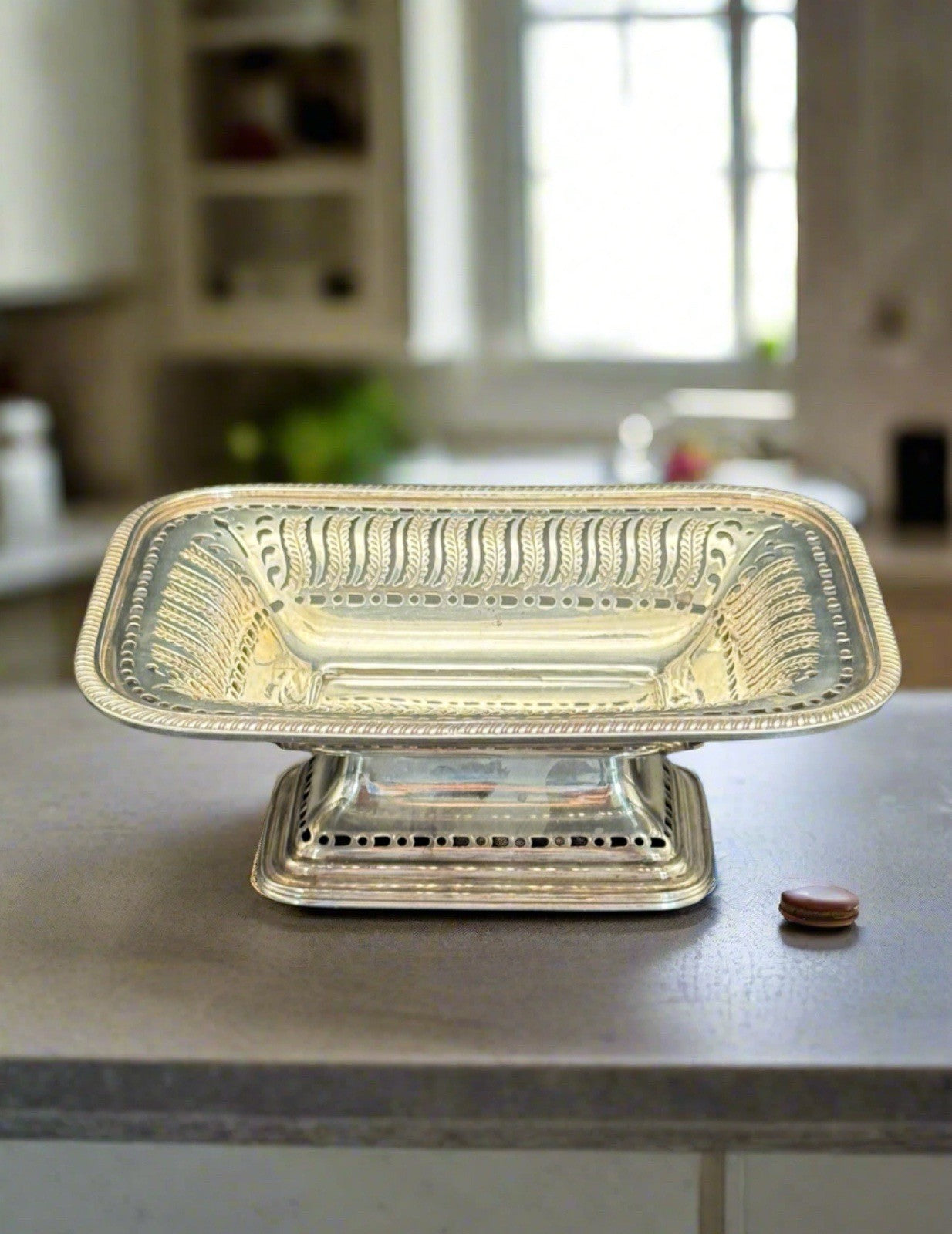 Ellis-Barker SHEFFIELD England Menorah Pierced Silver Plate Pedestal Candy Bowl