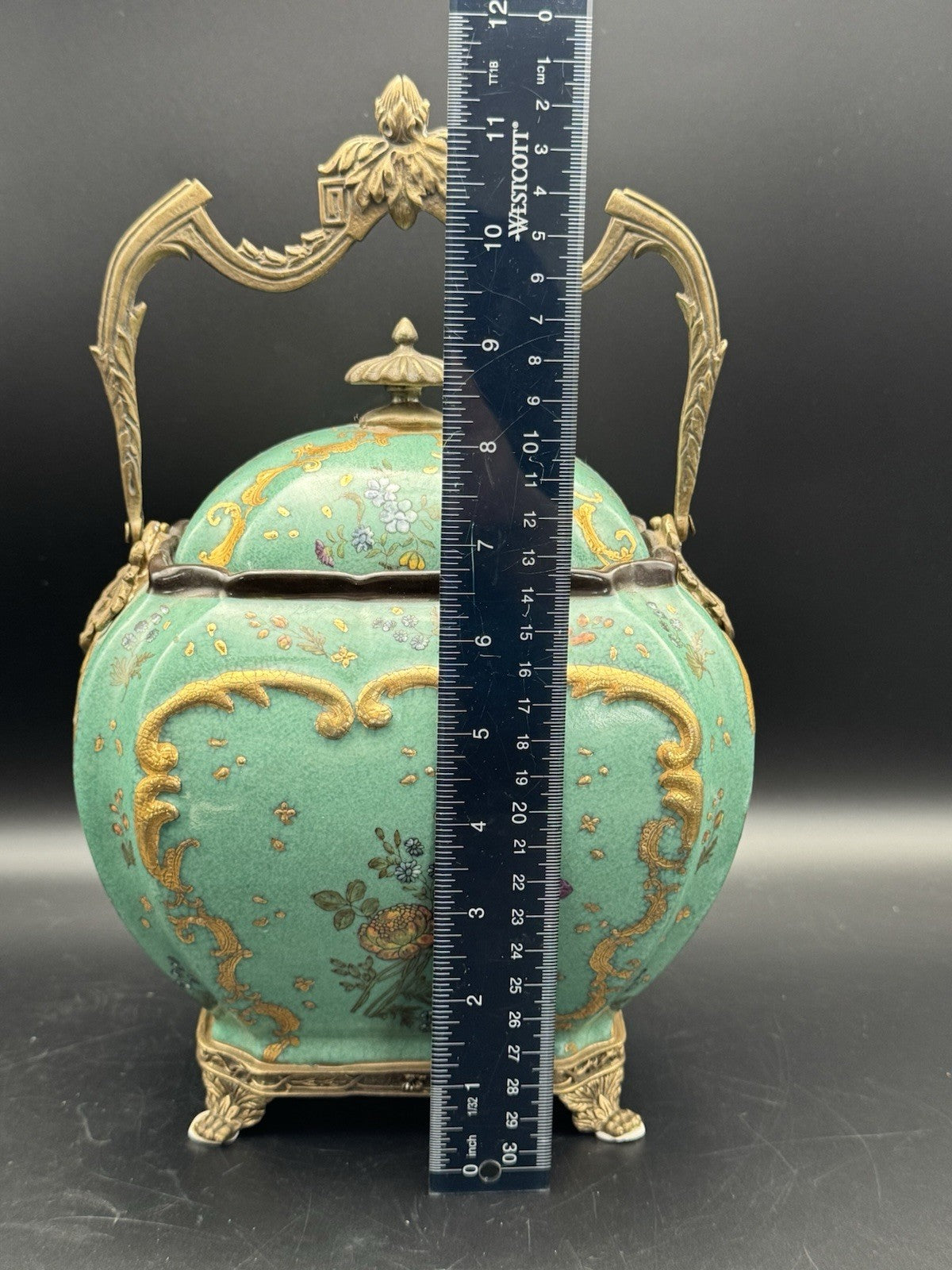 Vintage WONG LEE Green Gilt Bronze Handled Exquisite Biscuit Box RARE FIND
