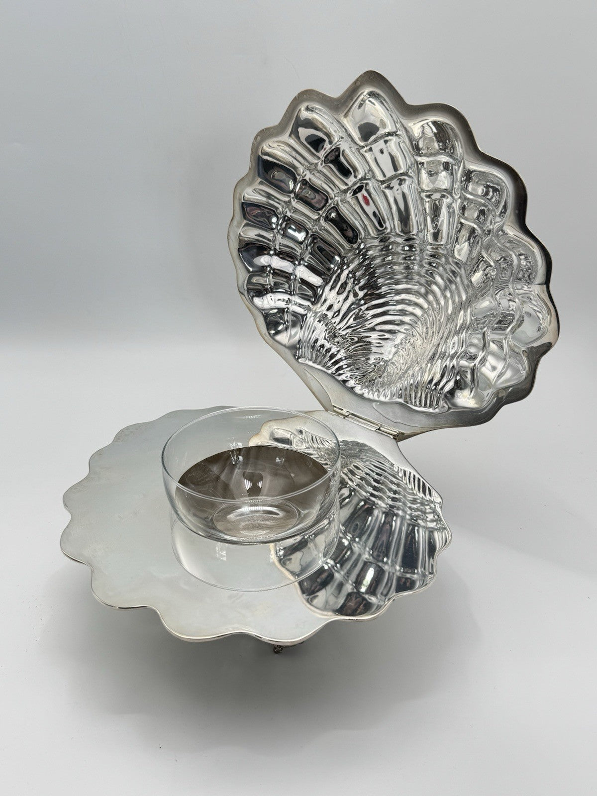 Caviar Dish Queen Plate Brazil Silverplate Shell w/ Glass Insert Vintage 9”