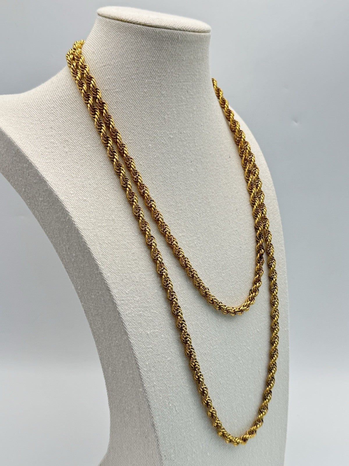 Vintage SIGNED Monet Twisted Goldtone Rope Chain Necklace Ca. 54”l