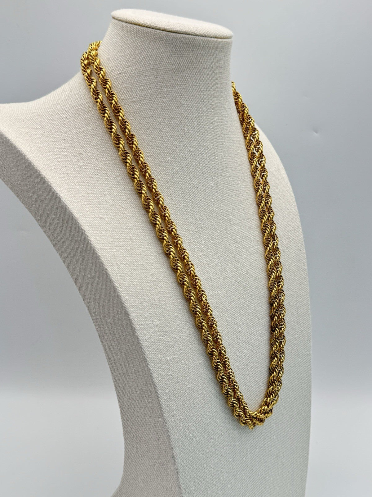 Vintage SIGNED Monet Twisted Goldtone Rope Chain Necklace Ca. 54”l