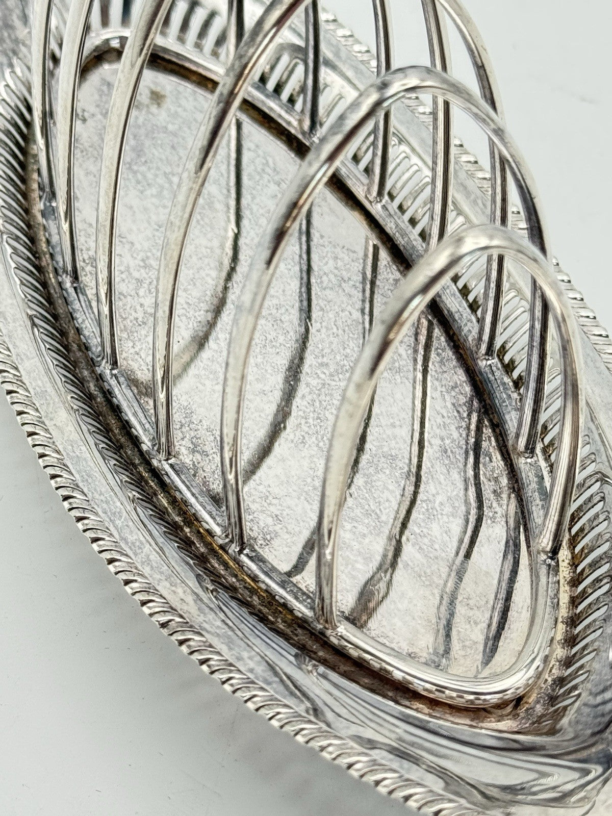 Vintage Antique Style English SHEFFIELD Silverplate 6 Slice Toast Rack