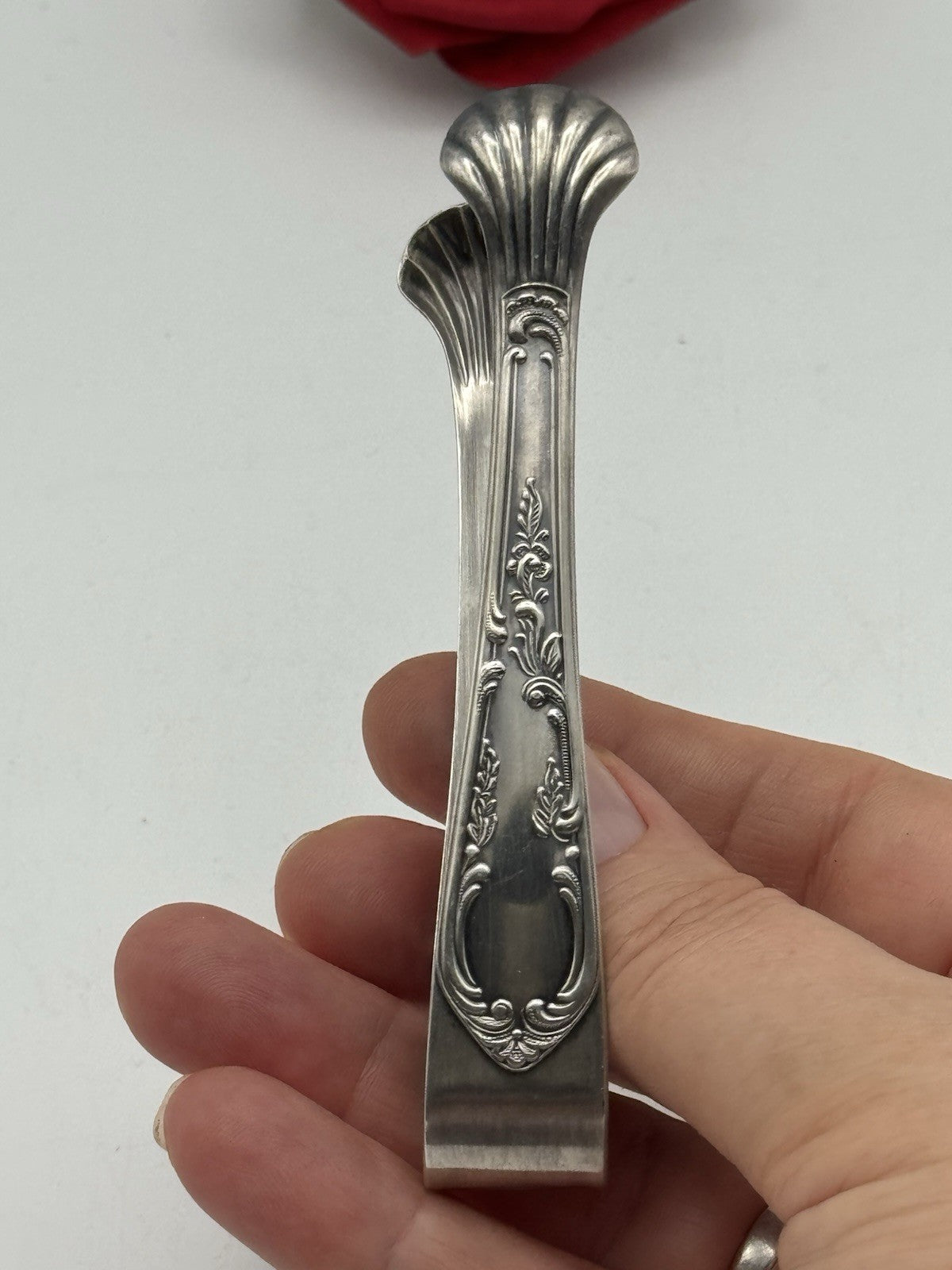 Vintage Silverplate Sugar Tongs Scroll Shell Motif 4”l