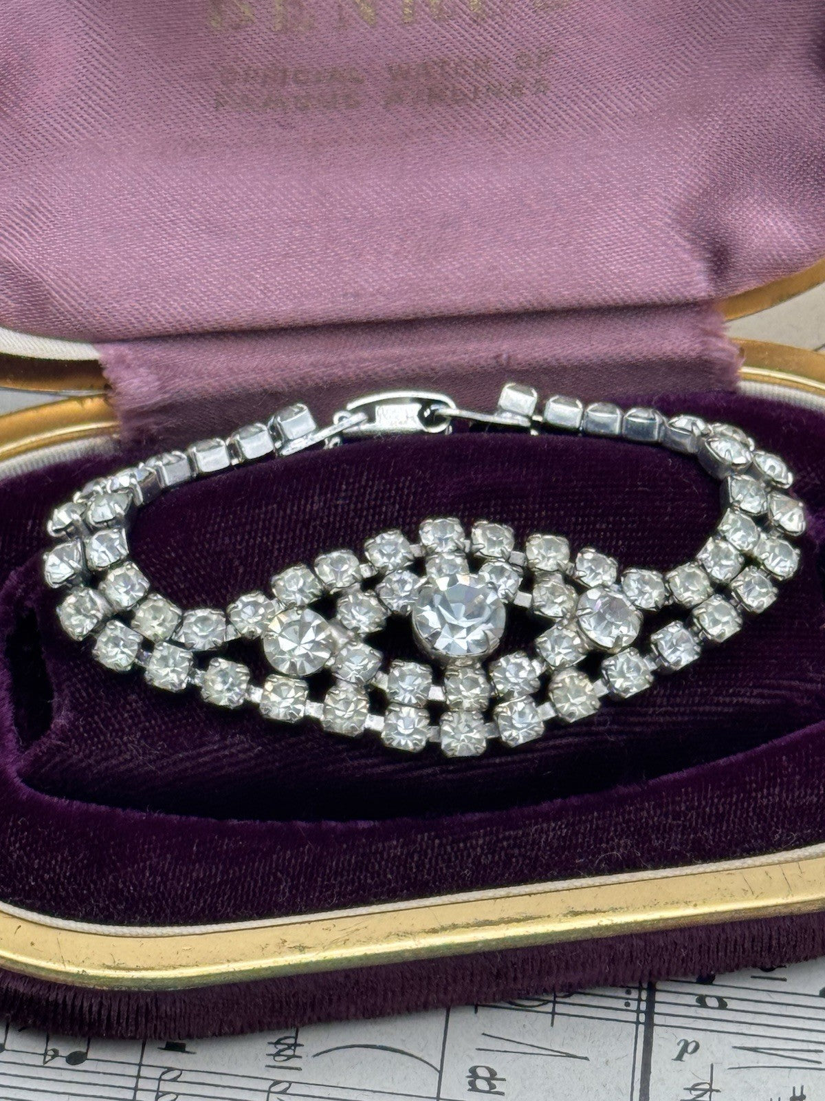 Vintage Rhinestone Bracelet Clear Rhinestone 6.5”l ESTATE FIND