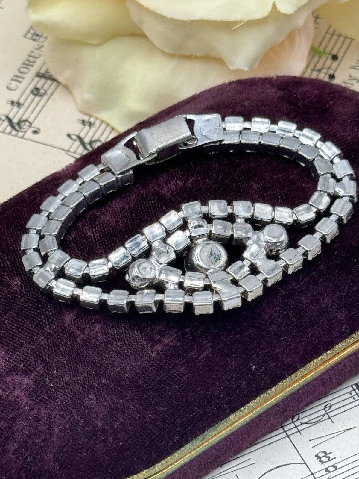 Vintage Rhinestone Bracelet Clear Rhinestone 6.5”l ESTATE FIND