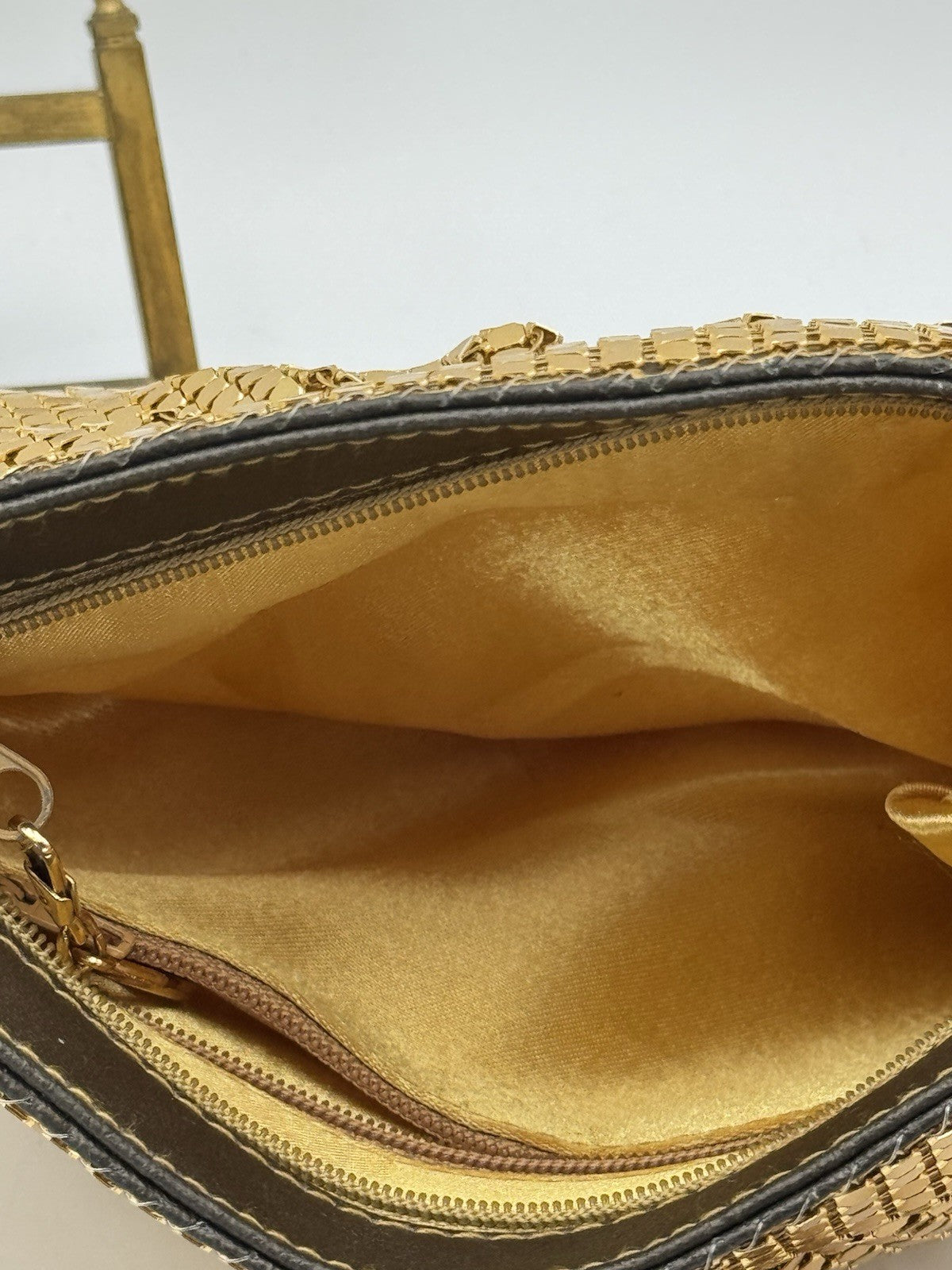 Vtg 80's Gold METAL MESH Evening Bag Chain Strap COCKTAIL Metallic Purse